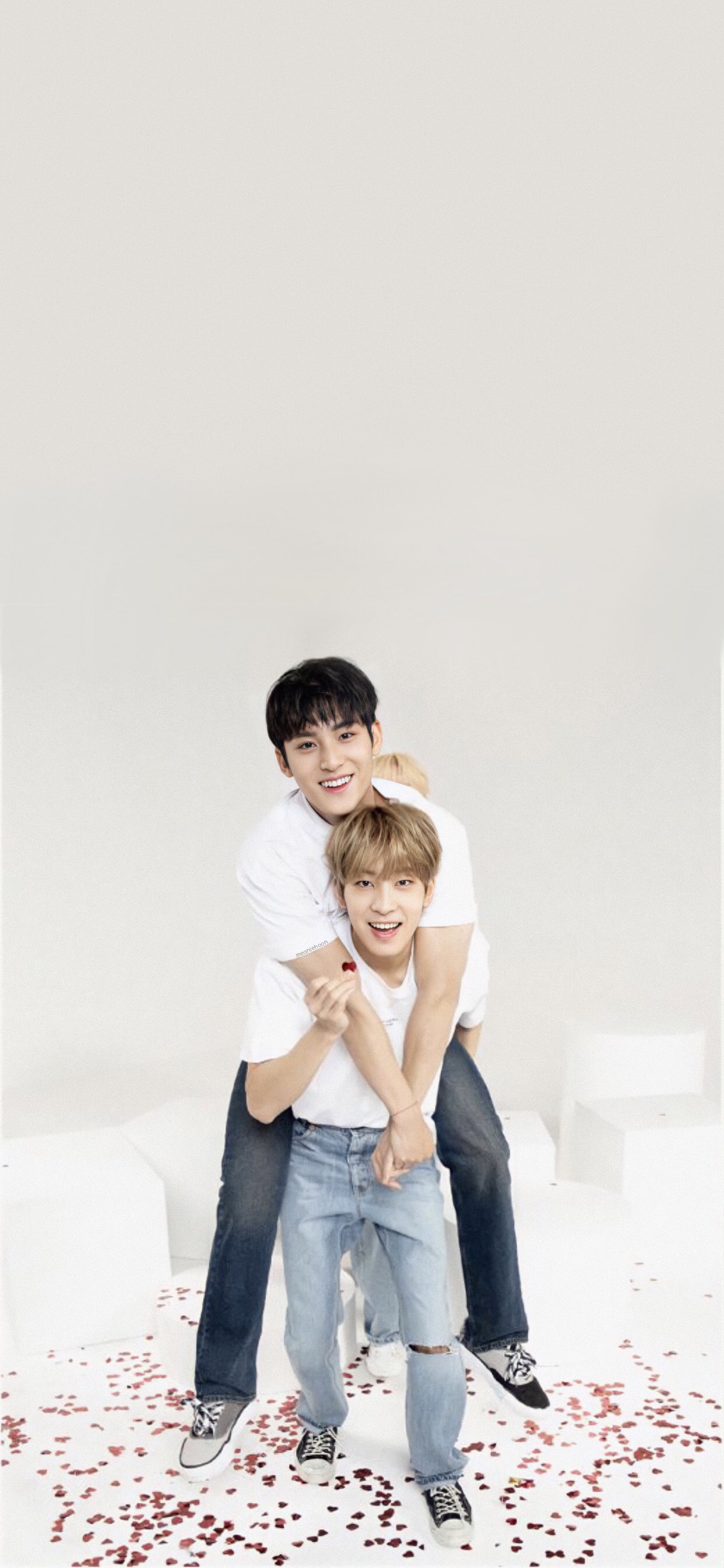 밍구워누 ⨟ - [WALLPAPER] Happy