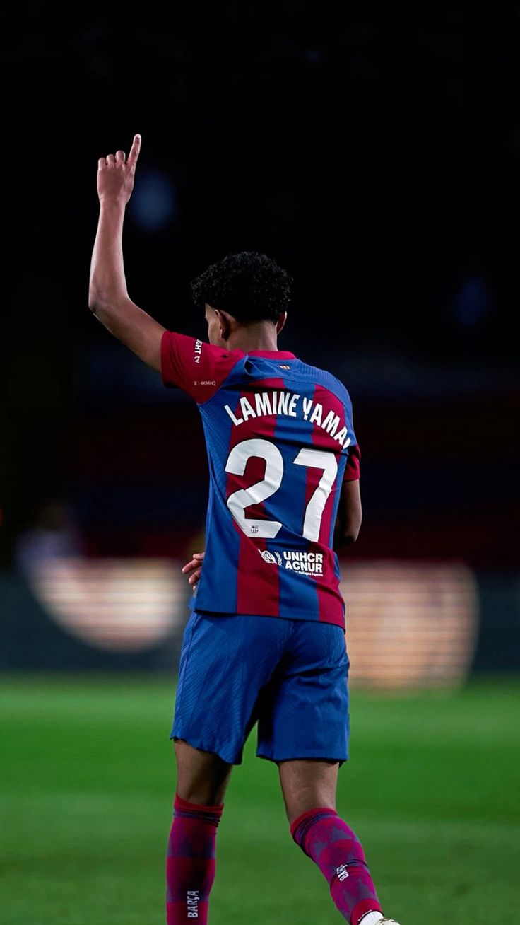 Lamine Yamal Wallpaper