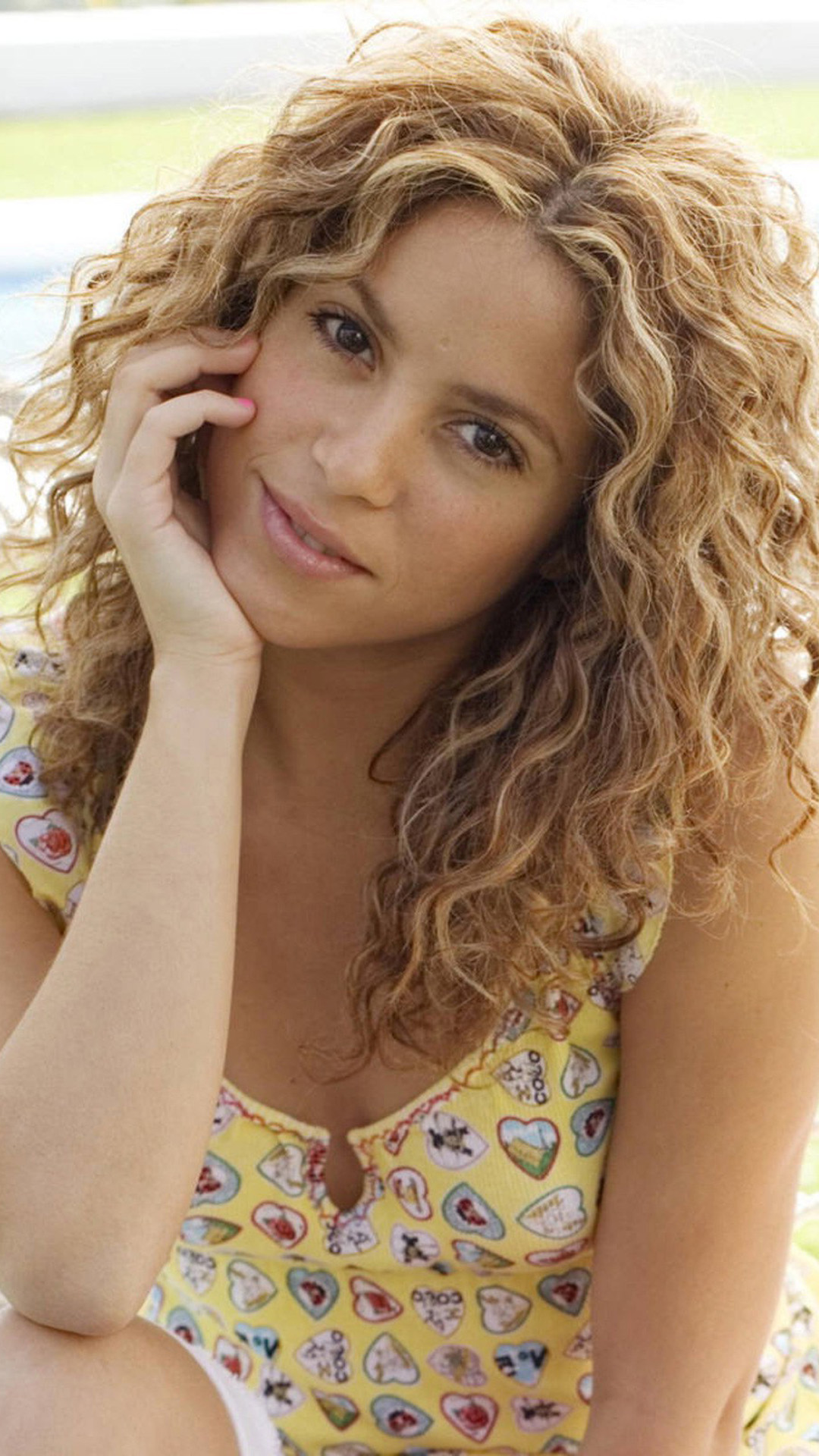 Shakira Android wallpaper HD