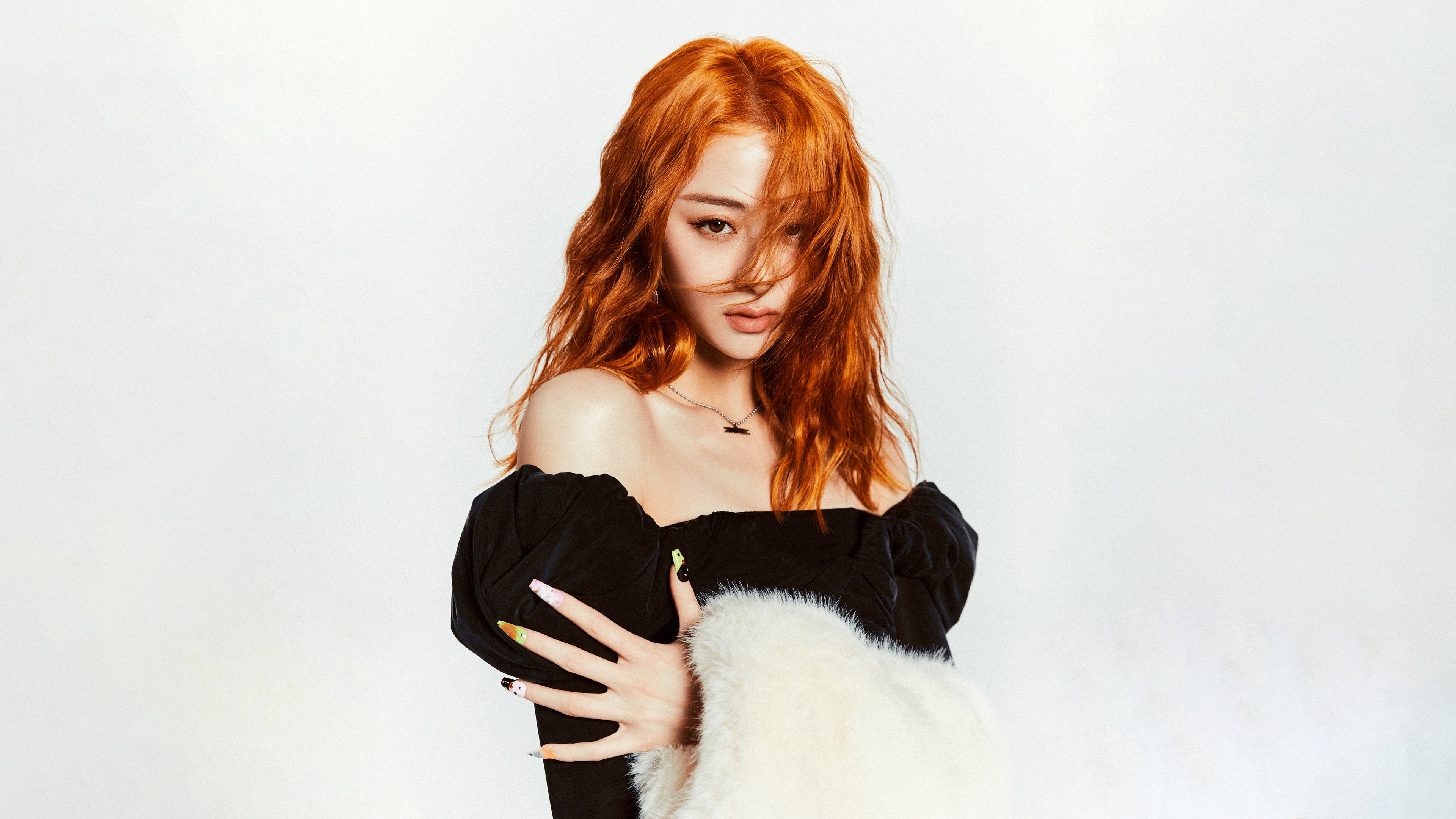 Le Sserafim Wallpaper 4K, Huh Yunjin, K Pop Singer