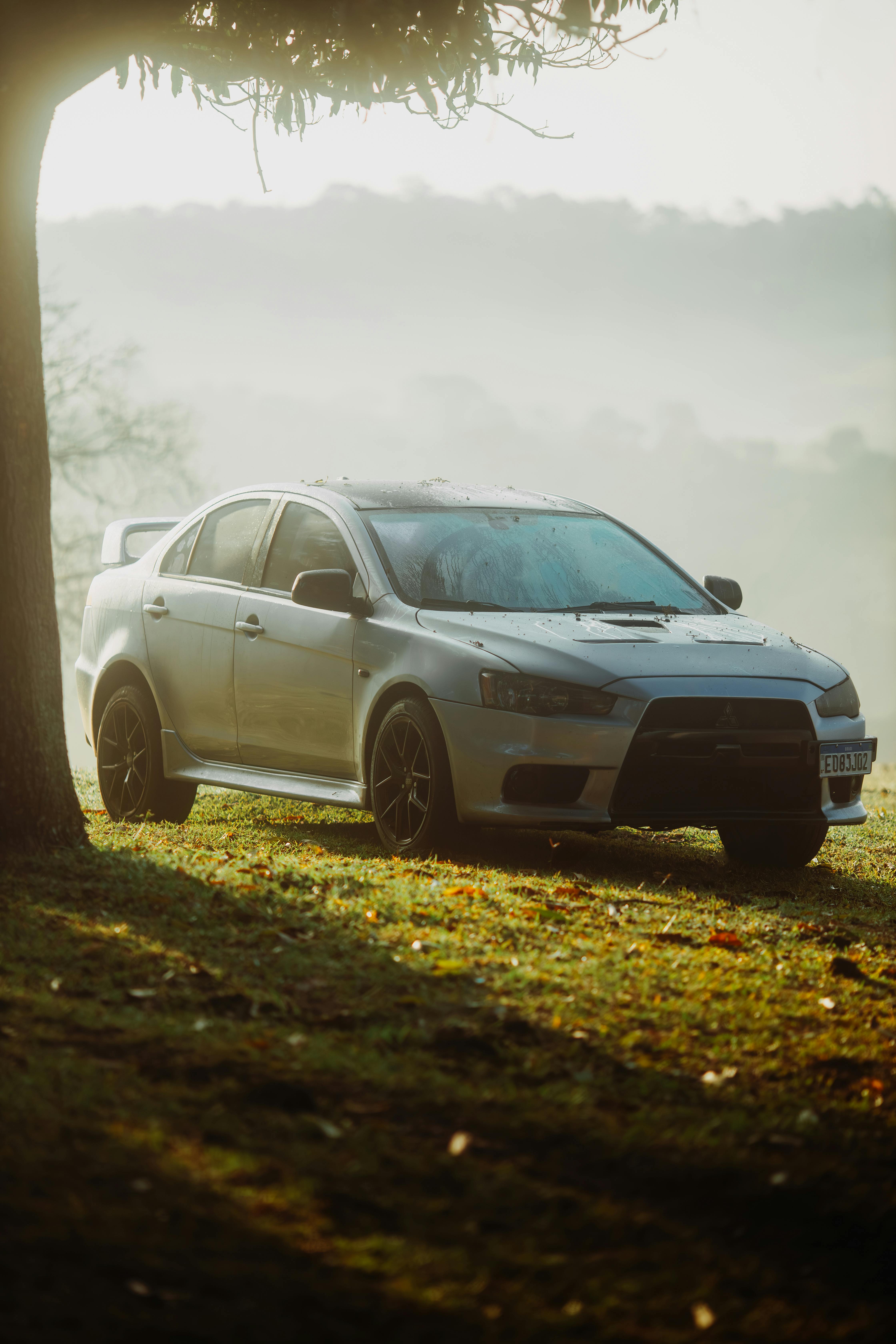 White Mitsubishi Lancer Evolution Car