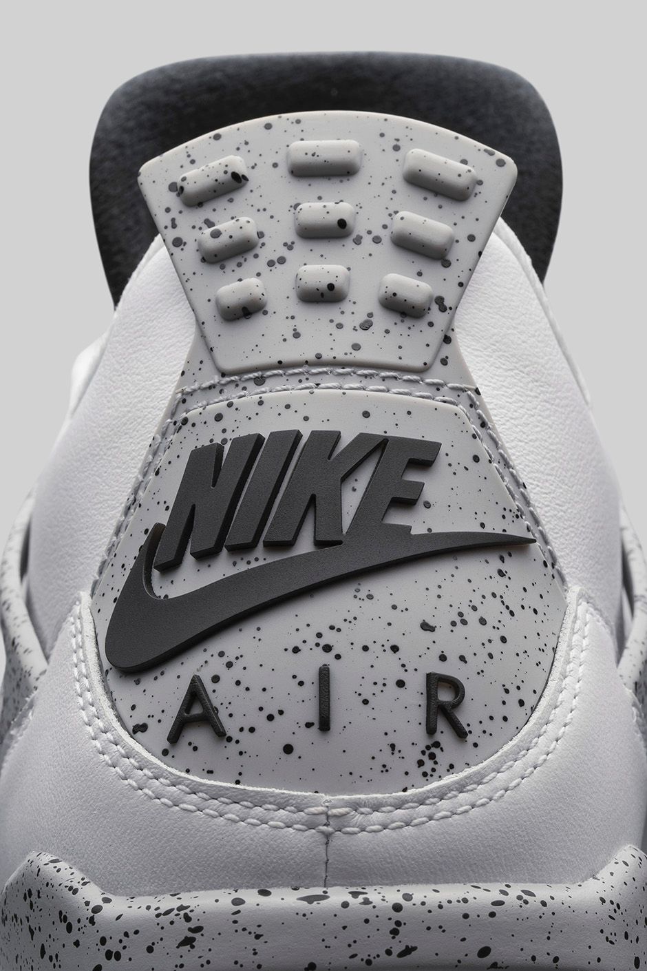 Nike Air Jordan 4 Retro “White Cement