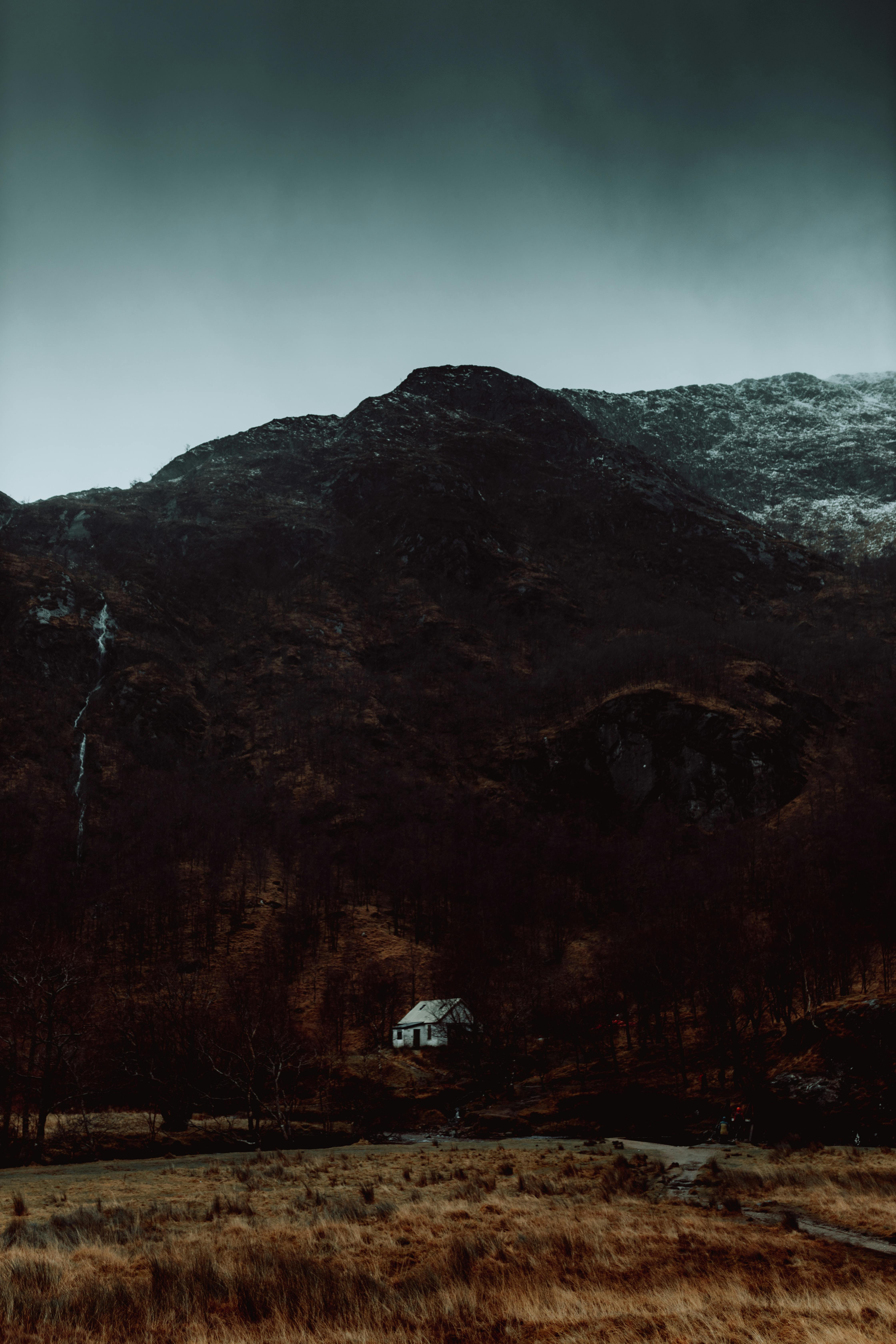 Dark Mountain · Free