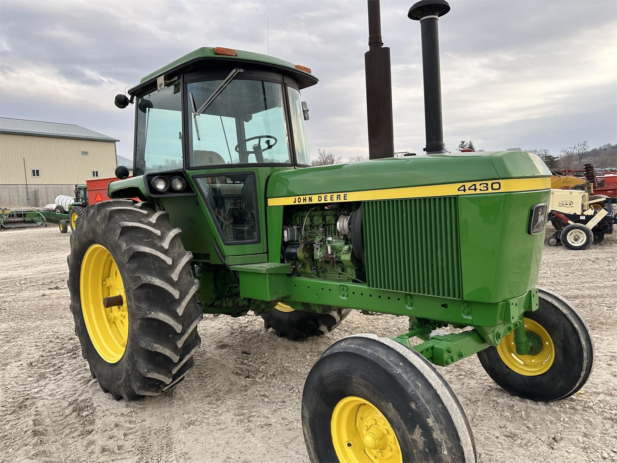 SOLD DEERE 4430 Tractors with 7