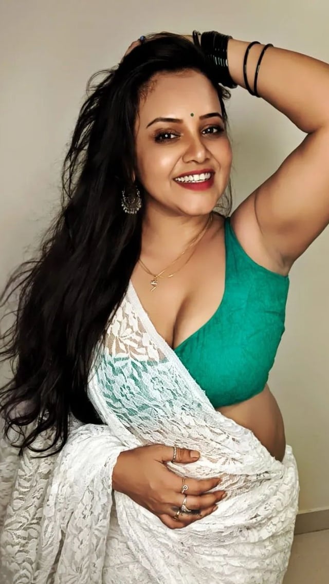 Priya Gamre shares new bold photo