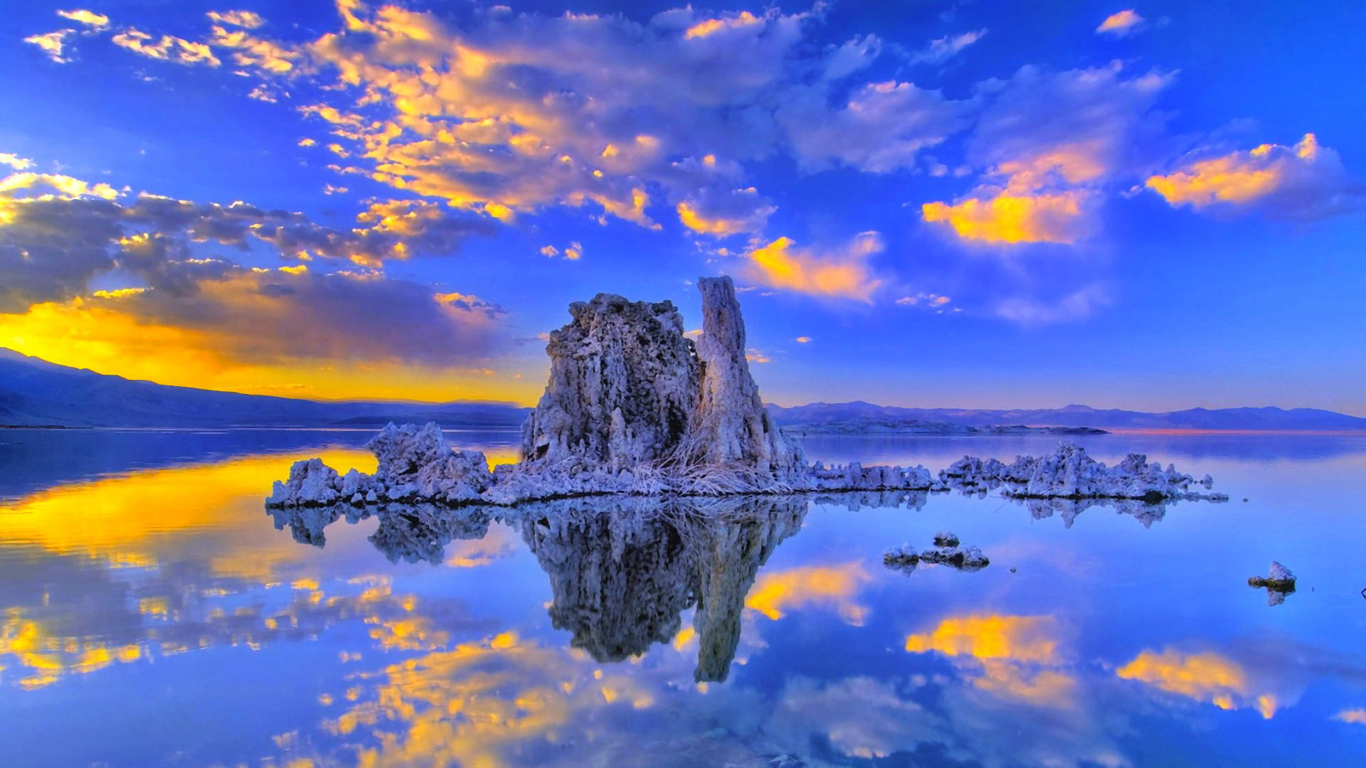 Cloud Lake Nature Reflection HD Wallpaper