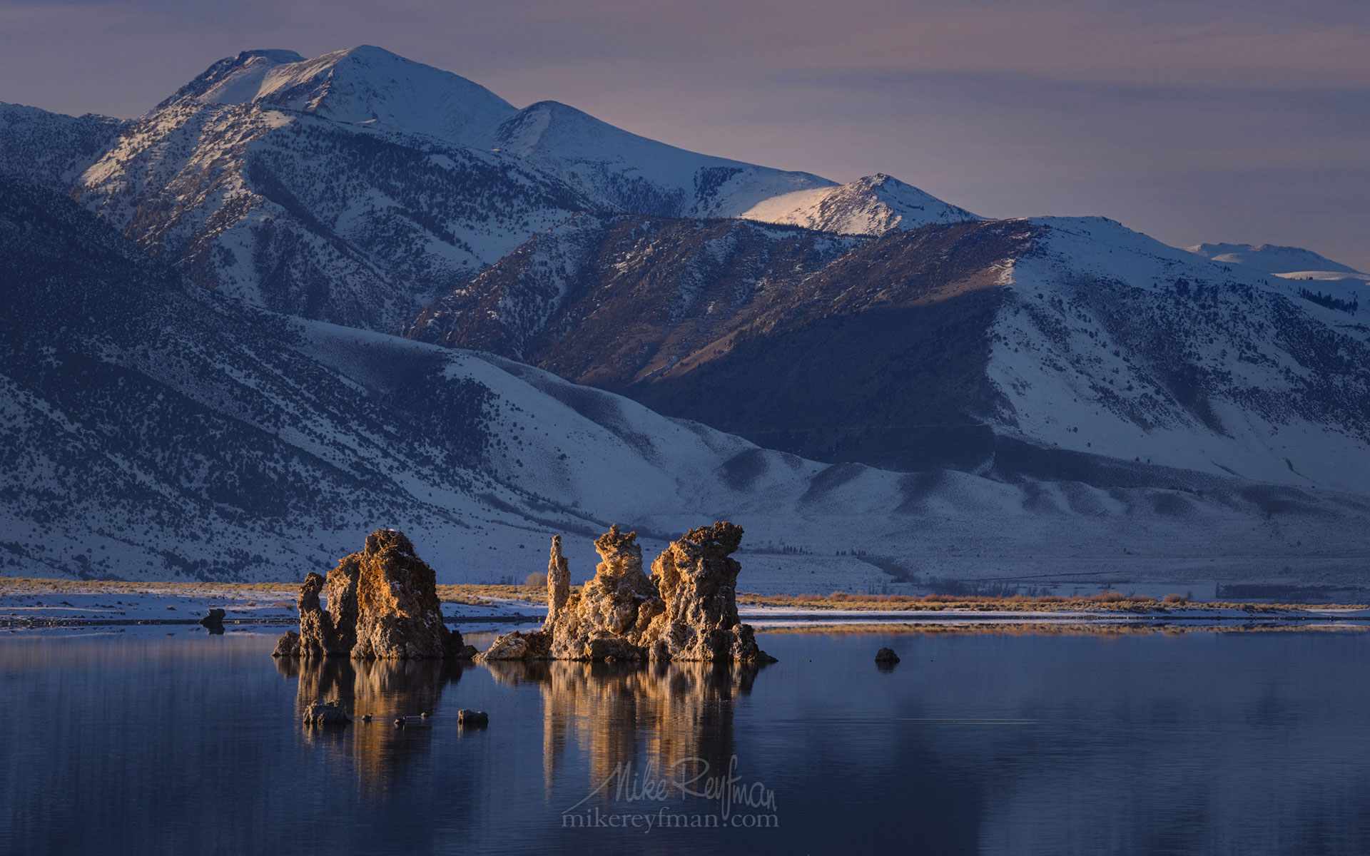 Mono Lake Tufa State Natural Reserve