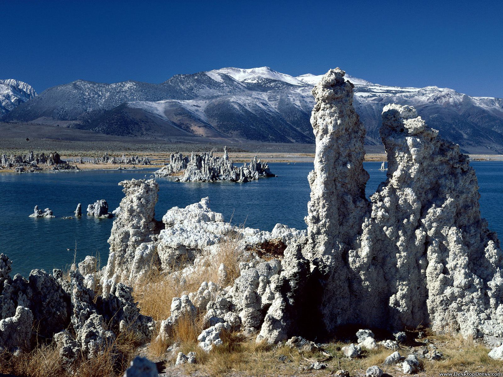Tufa Formations, Mono Lake, California