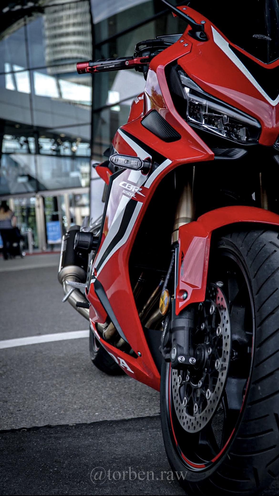 friends Honda CBR650R