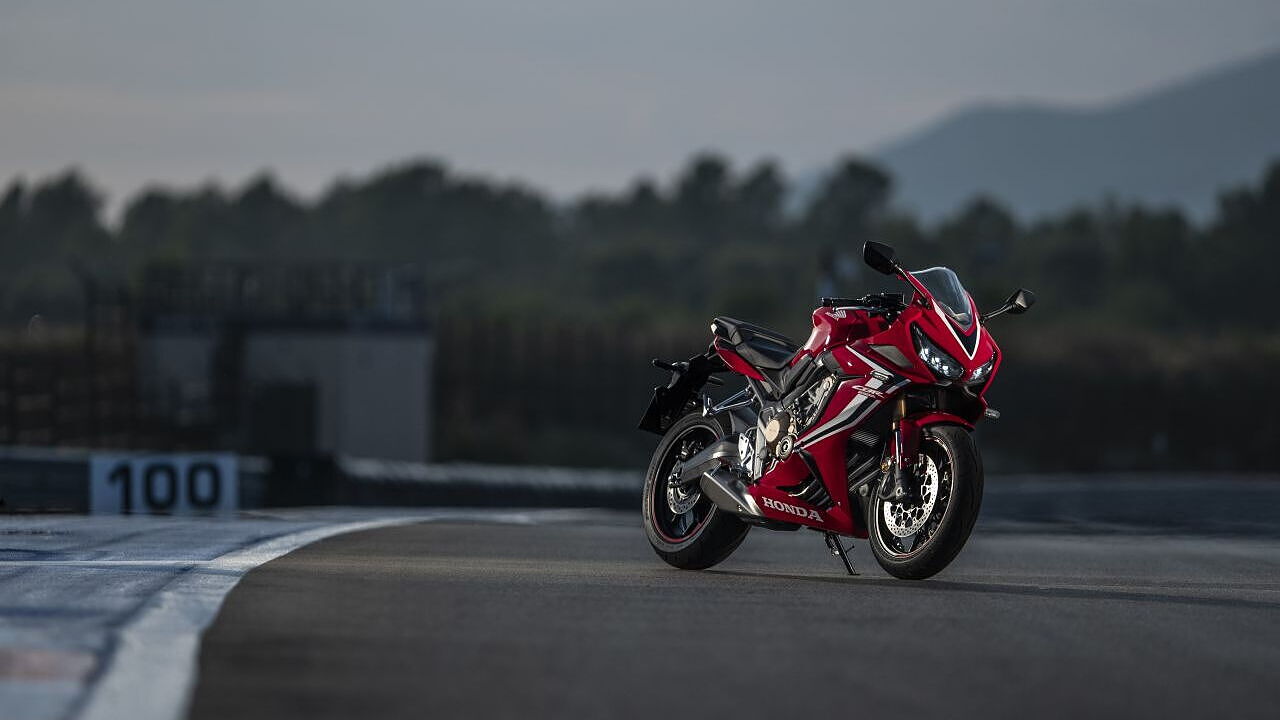 Honda CBR650R Photo Gallery