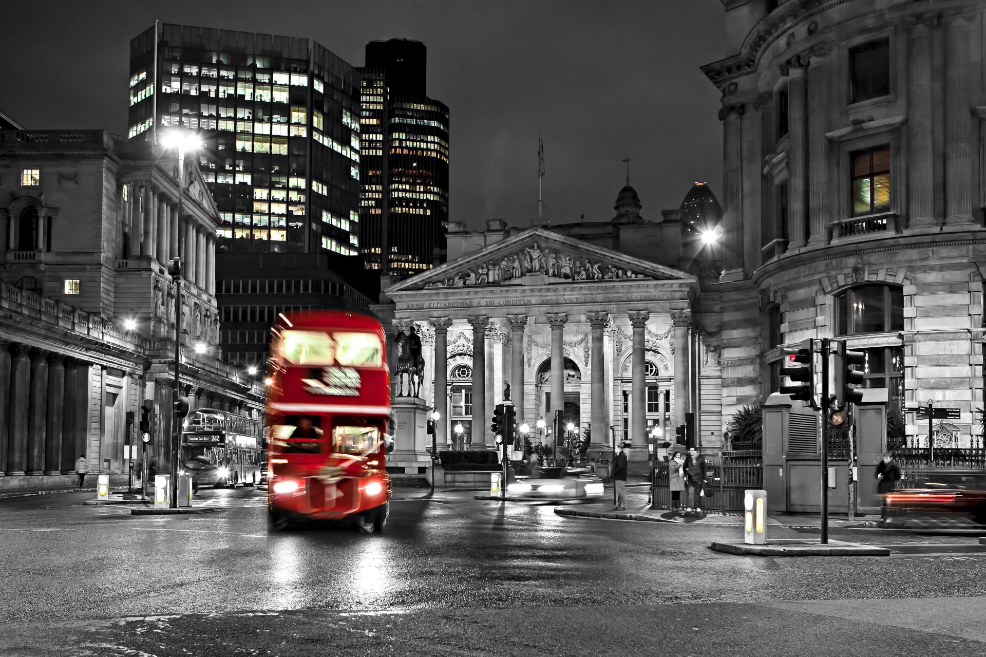 4K Ultra HD London Bus Evening Scene
