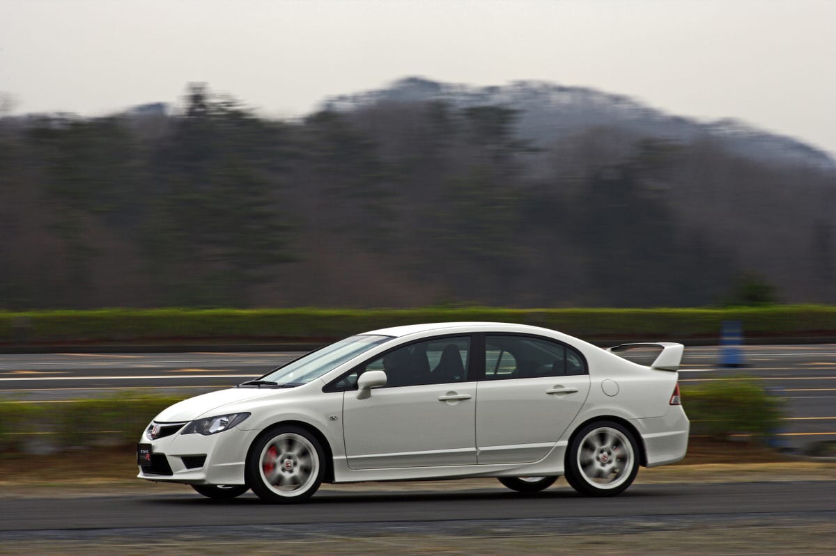 Honda gives Japan a Civic Type R sedan