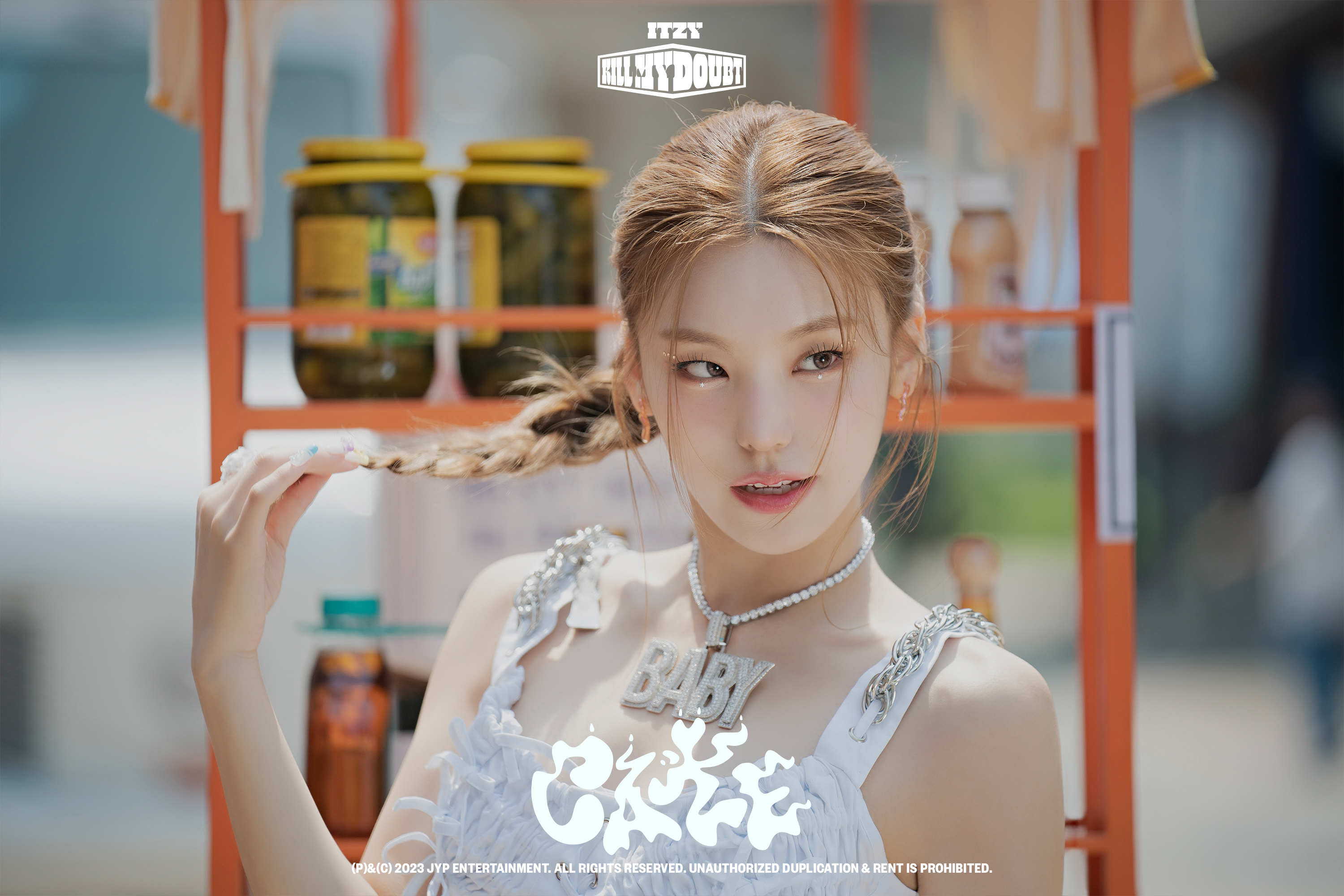 ITZY (MV Behind Photo)