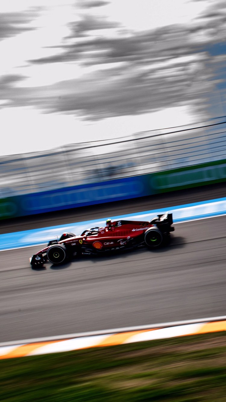 Vertical Zandvoort Wallpaper, r