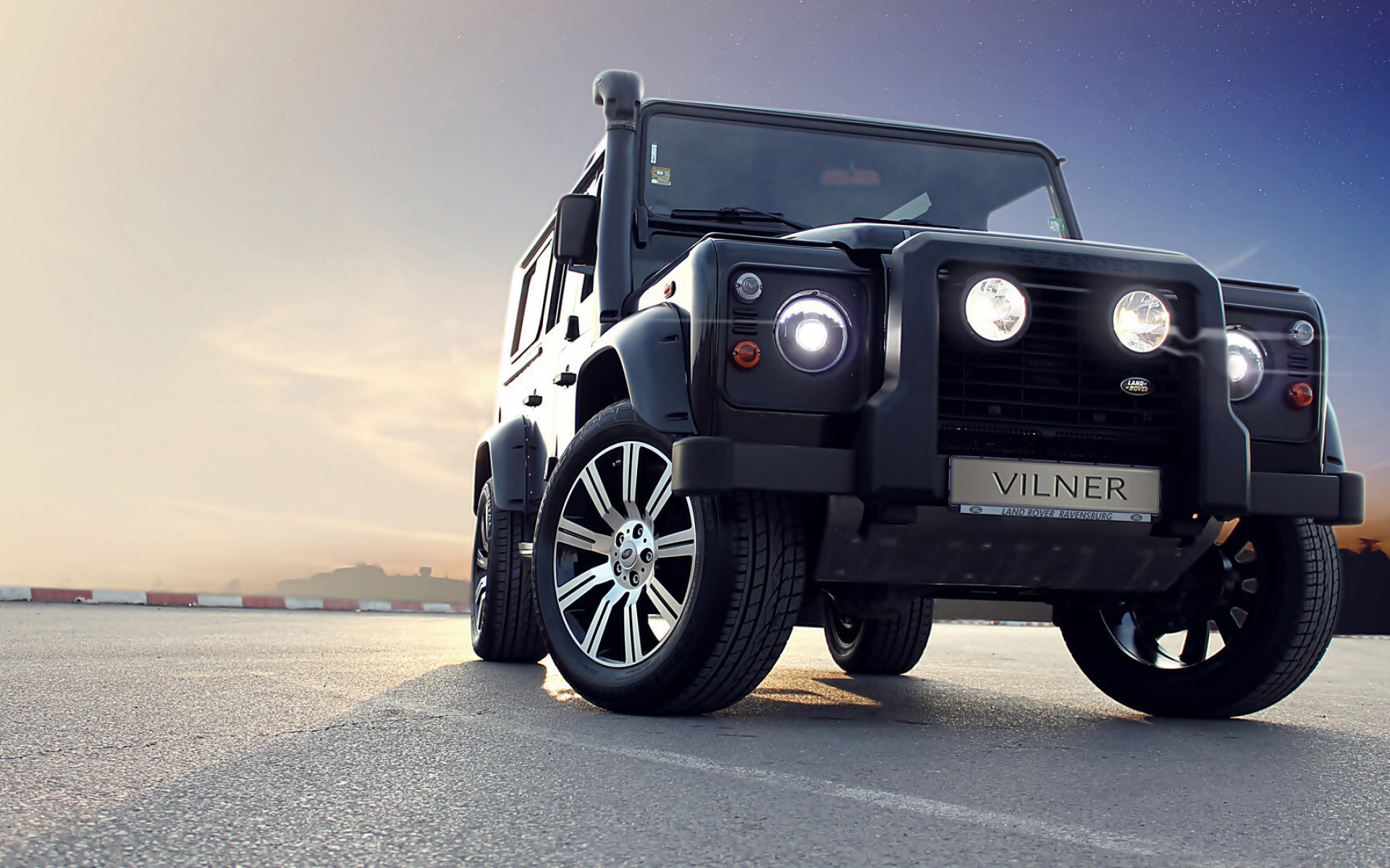 Land Rover Wallpaper