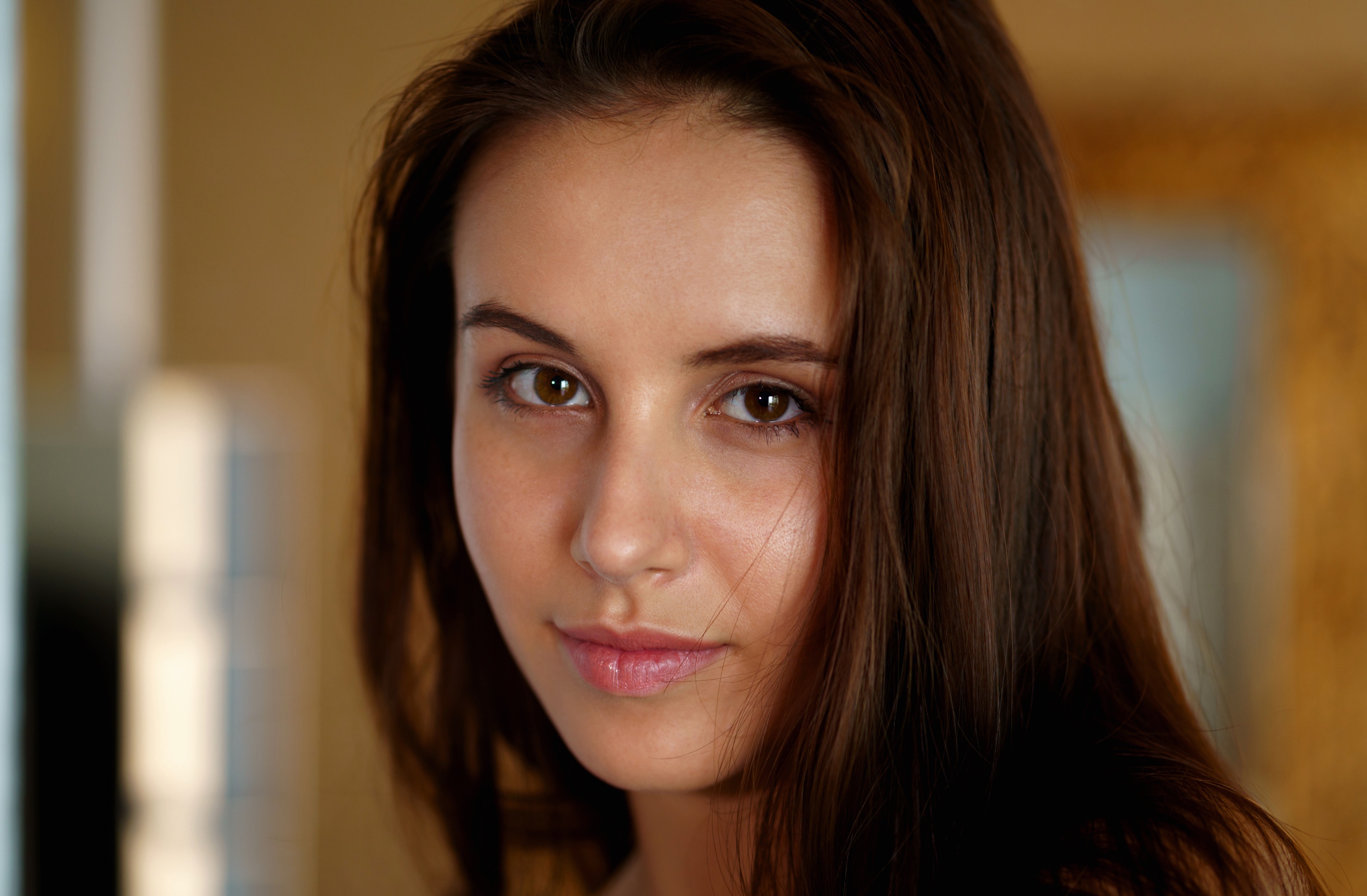 Wallpaper Brunette, Smile, Brown Eyes