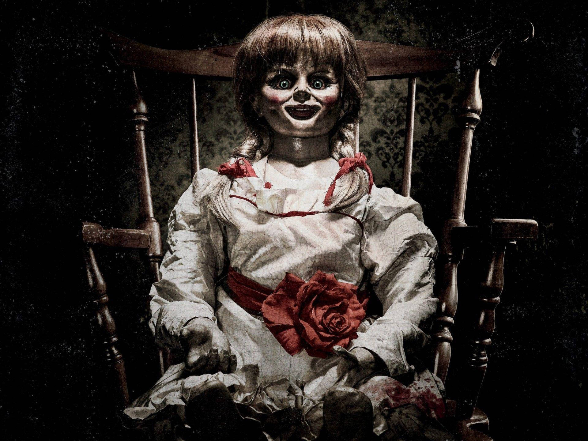 Download The Conjuring Smiling Annabelle Doll Wallpaper