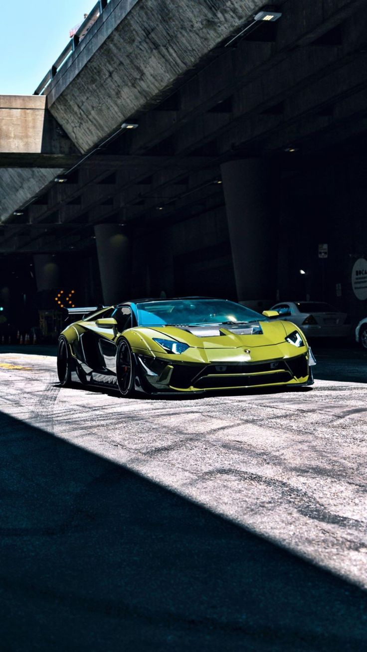 Lamborghini Aventador roadster