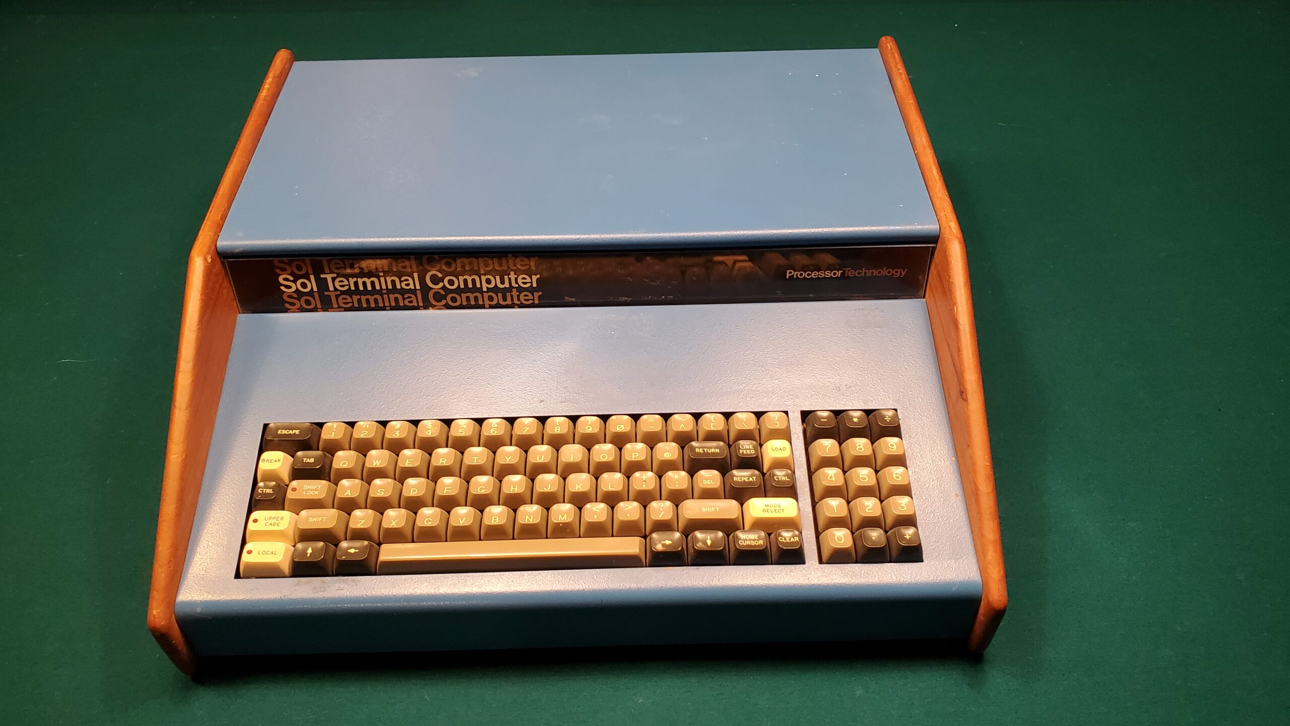 Sol 20 Terminal Computer