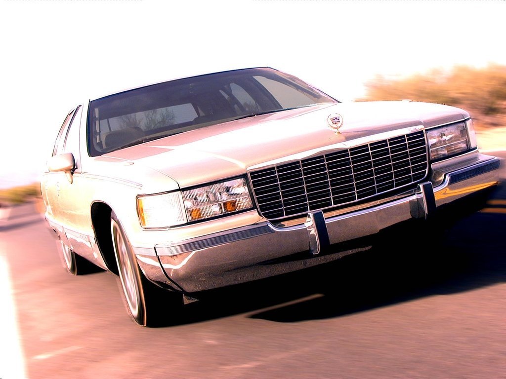 exterior Cadillac Fleetwood II Sedan 1993