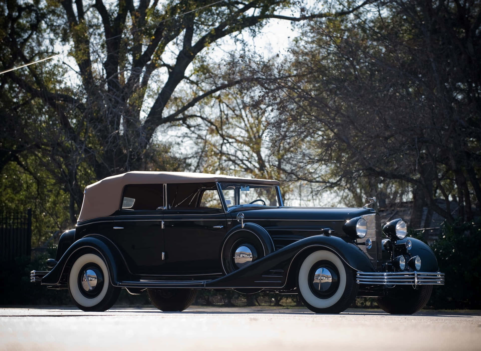 Cadillac Fleetwood Wallpaper