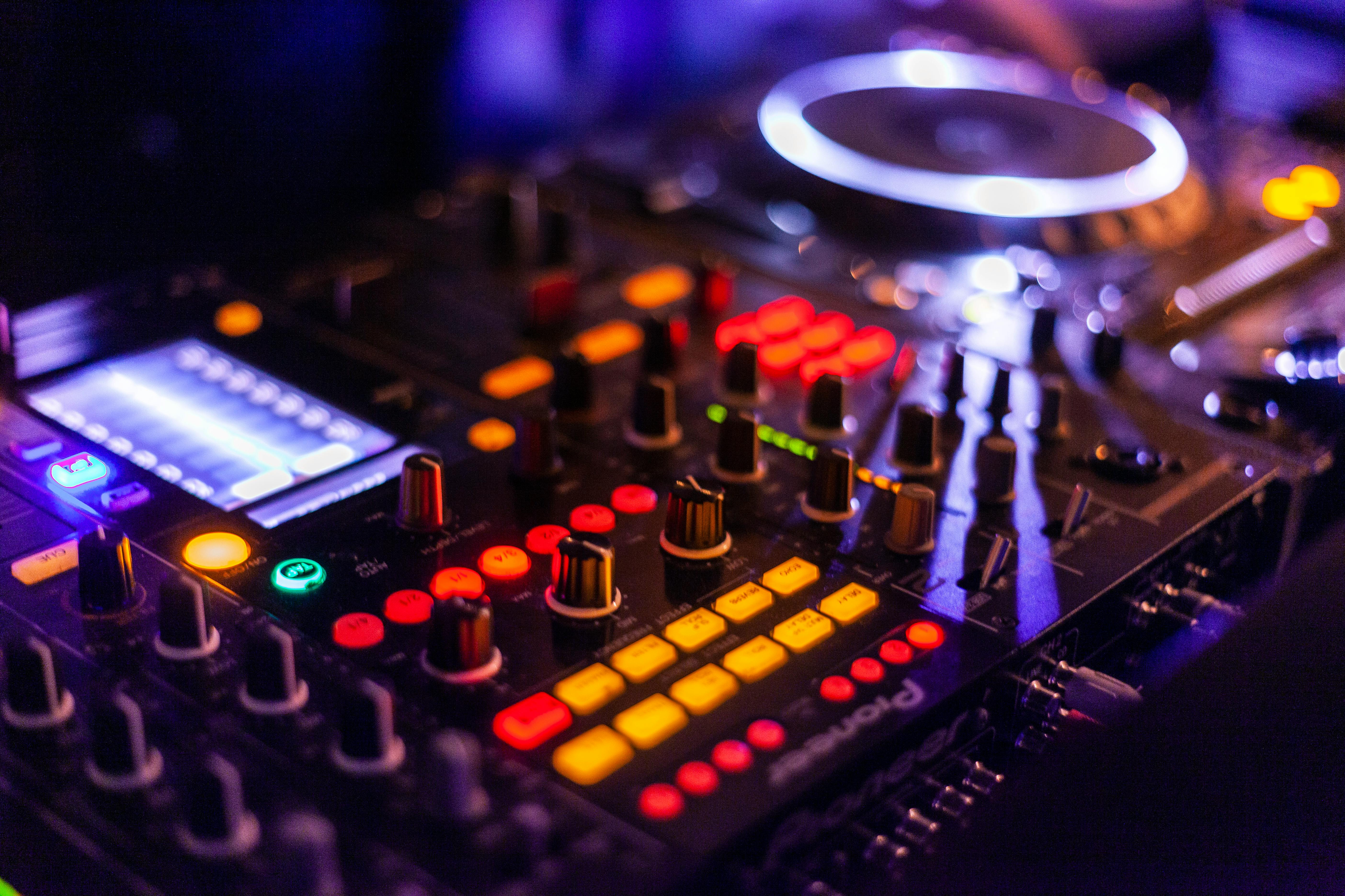 Mixing Console Photo, Download The BEST Free Mixing Console & HD Image