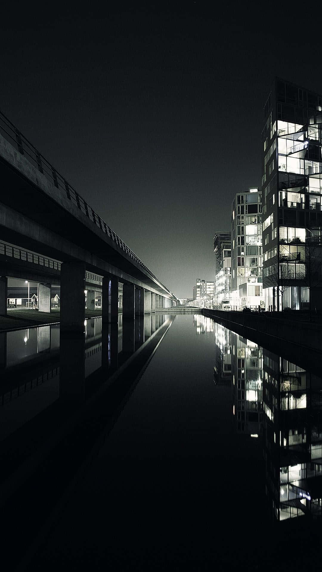 Download Modern iPhone Dark City View