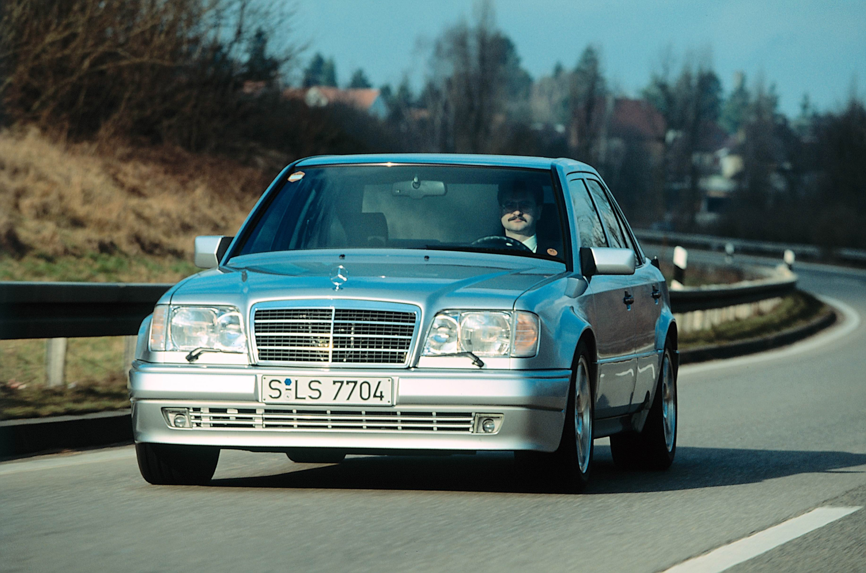 Mercedes Benz 500E 3 Of 12