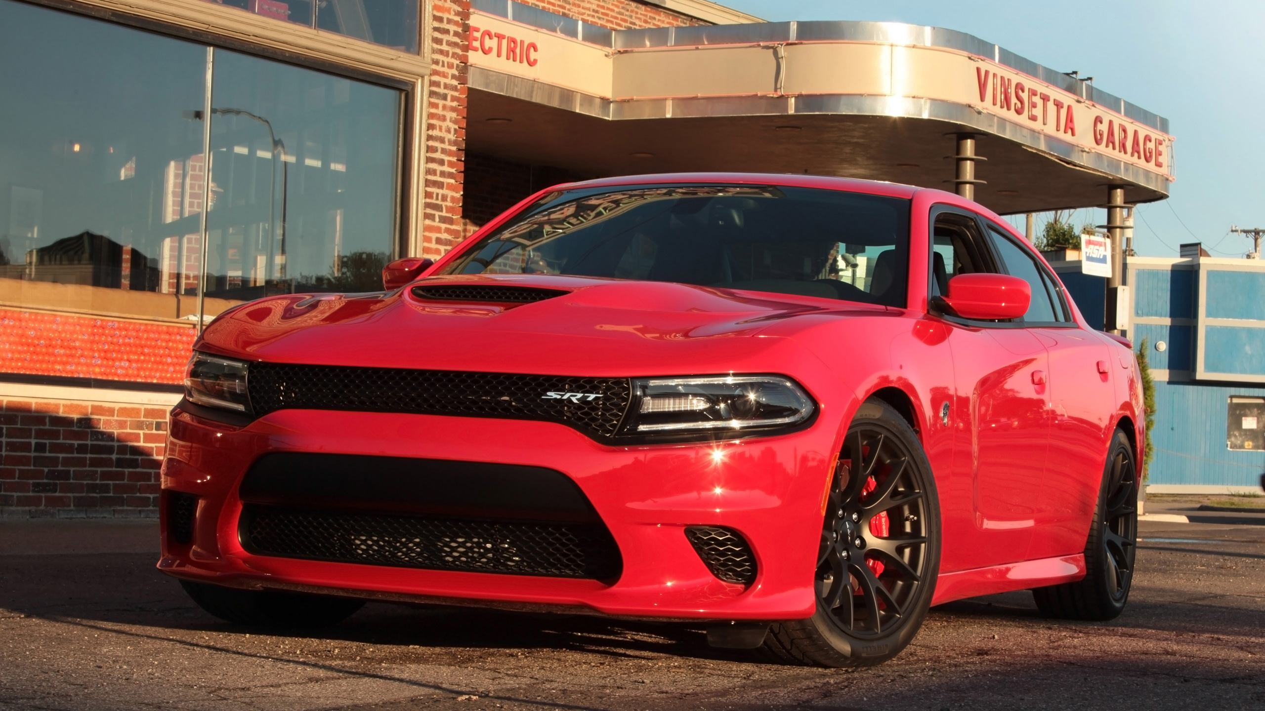 Dodge Charger SRT Hellcat 2