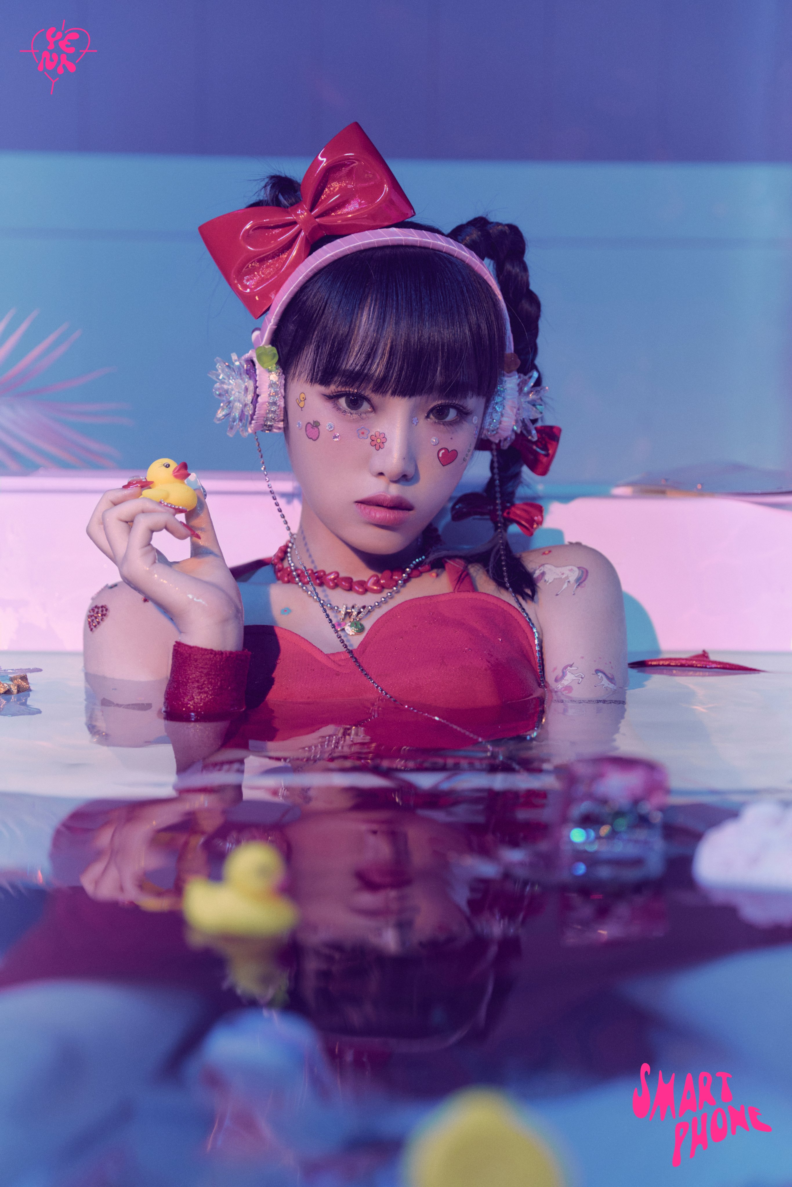 Yena SMARTPHONE Concept Photo. She's