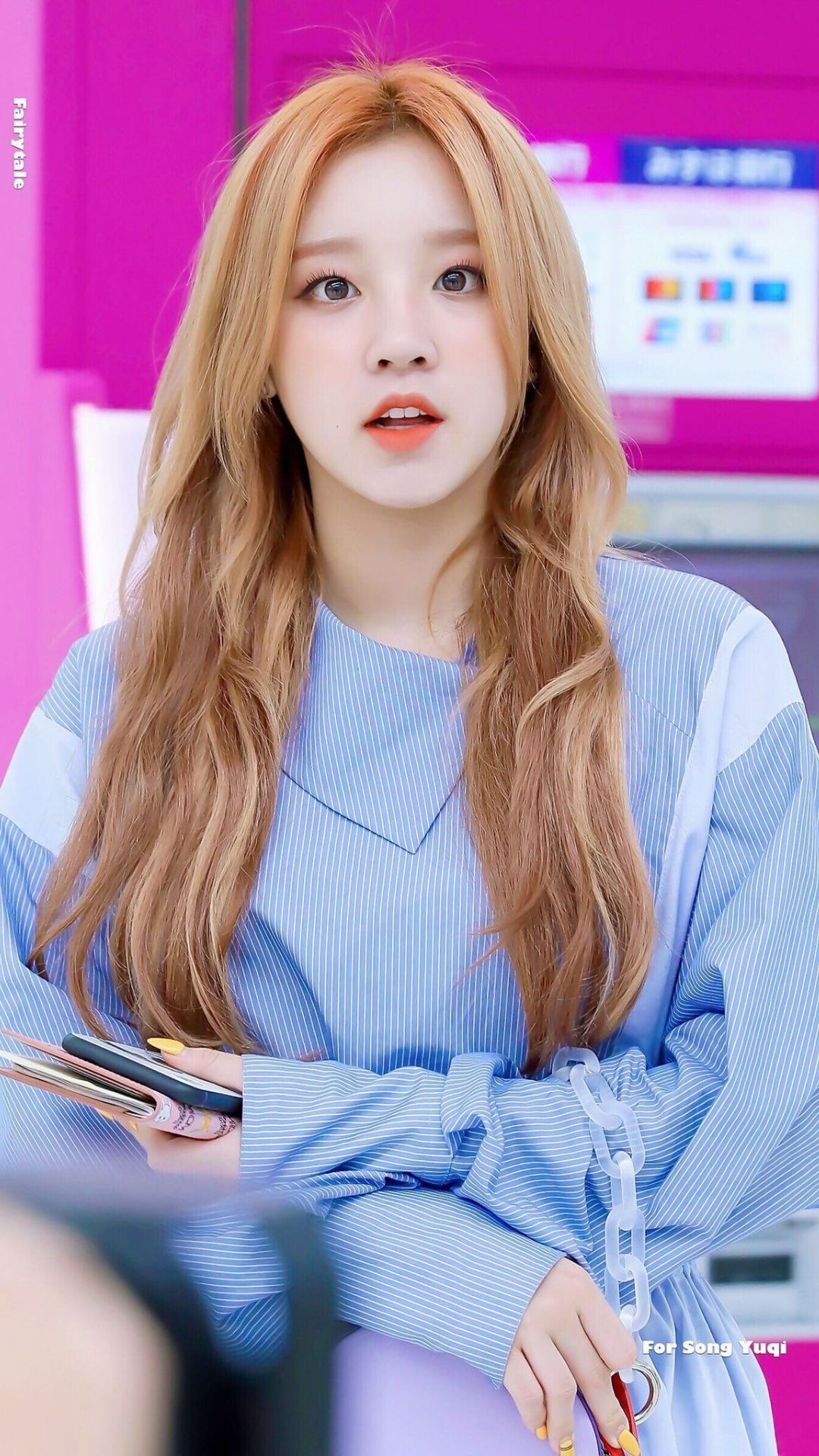 YUQI Wallpaper YUQI