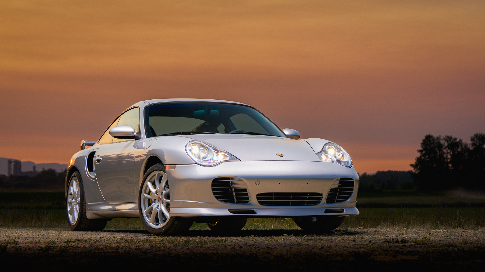 Porsche 911 Turbo S Coupe 6 Speed