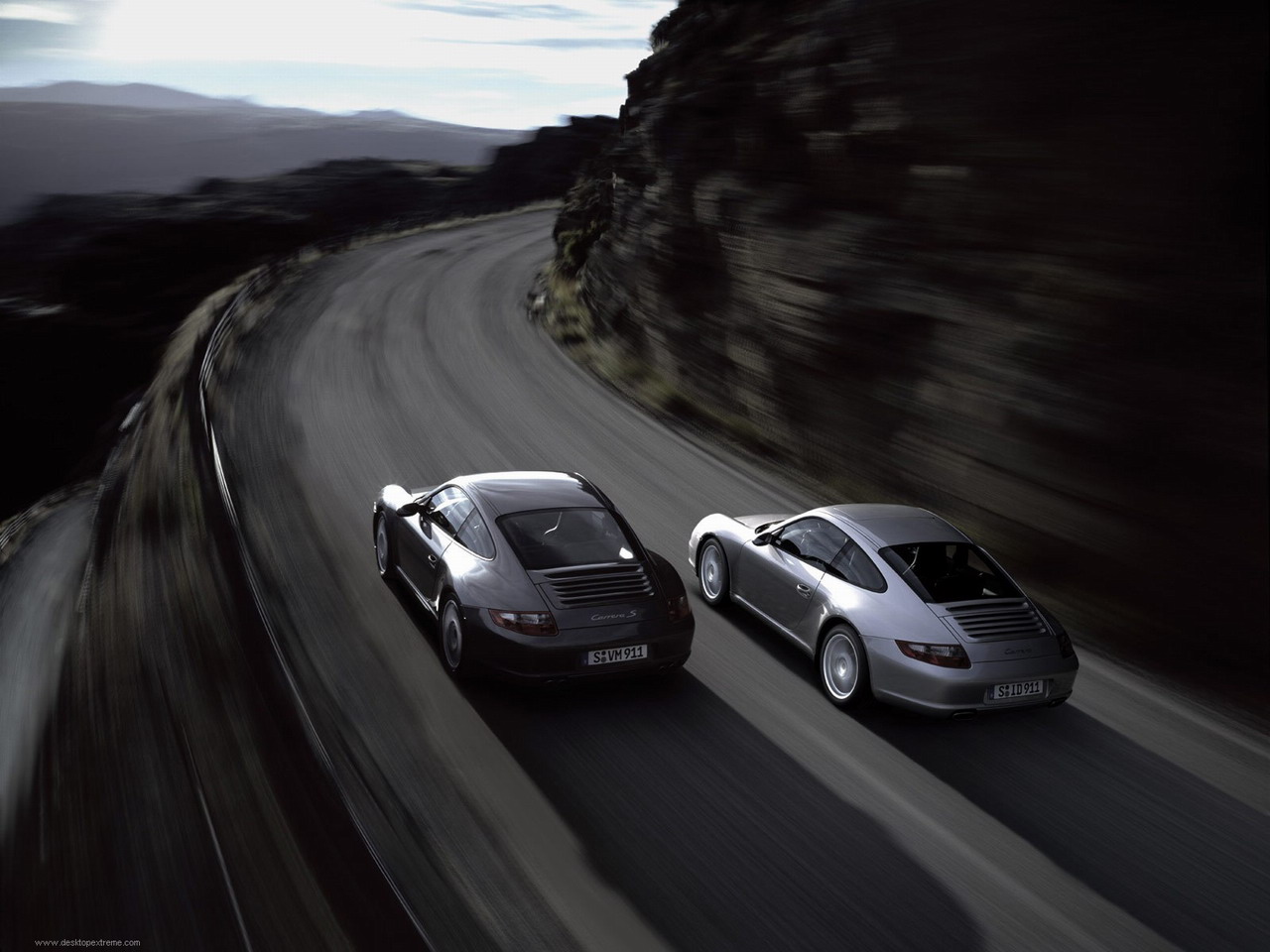 Download Porsche 911 Carrera S