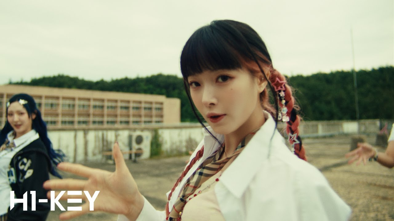 H1 KEY 'Let It Burn' In Powerful