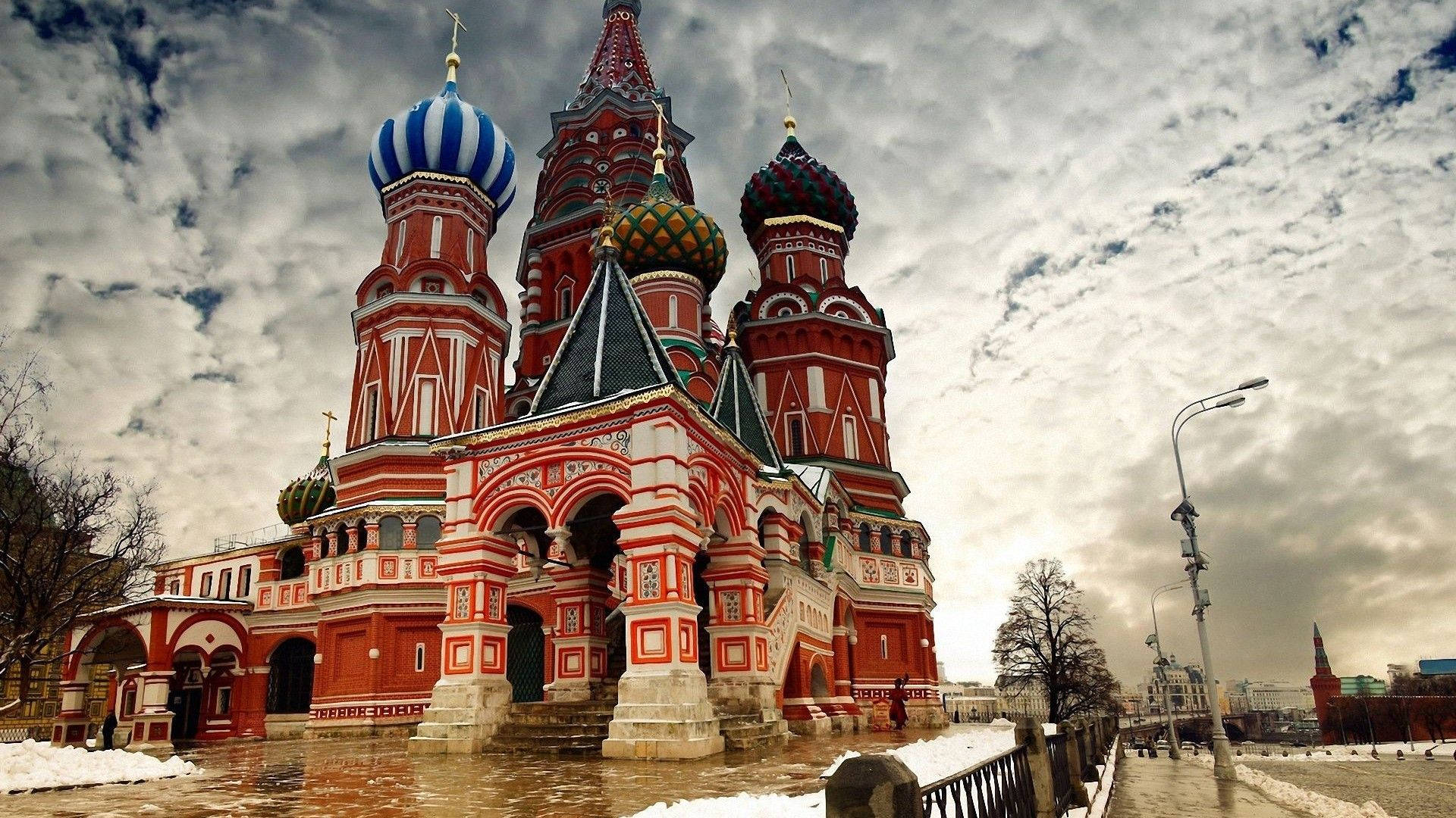 Download Russia Red Cathedral Wallpaper