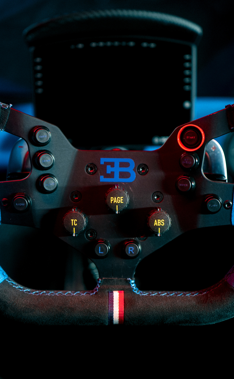 Download wallpaper 950x1534 bugatti