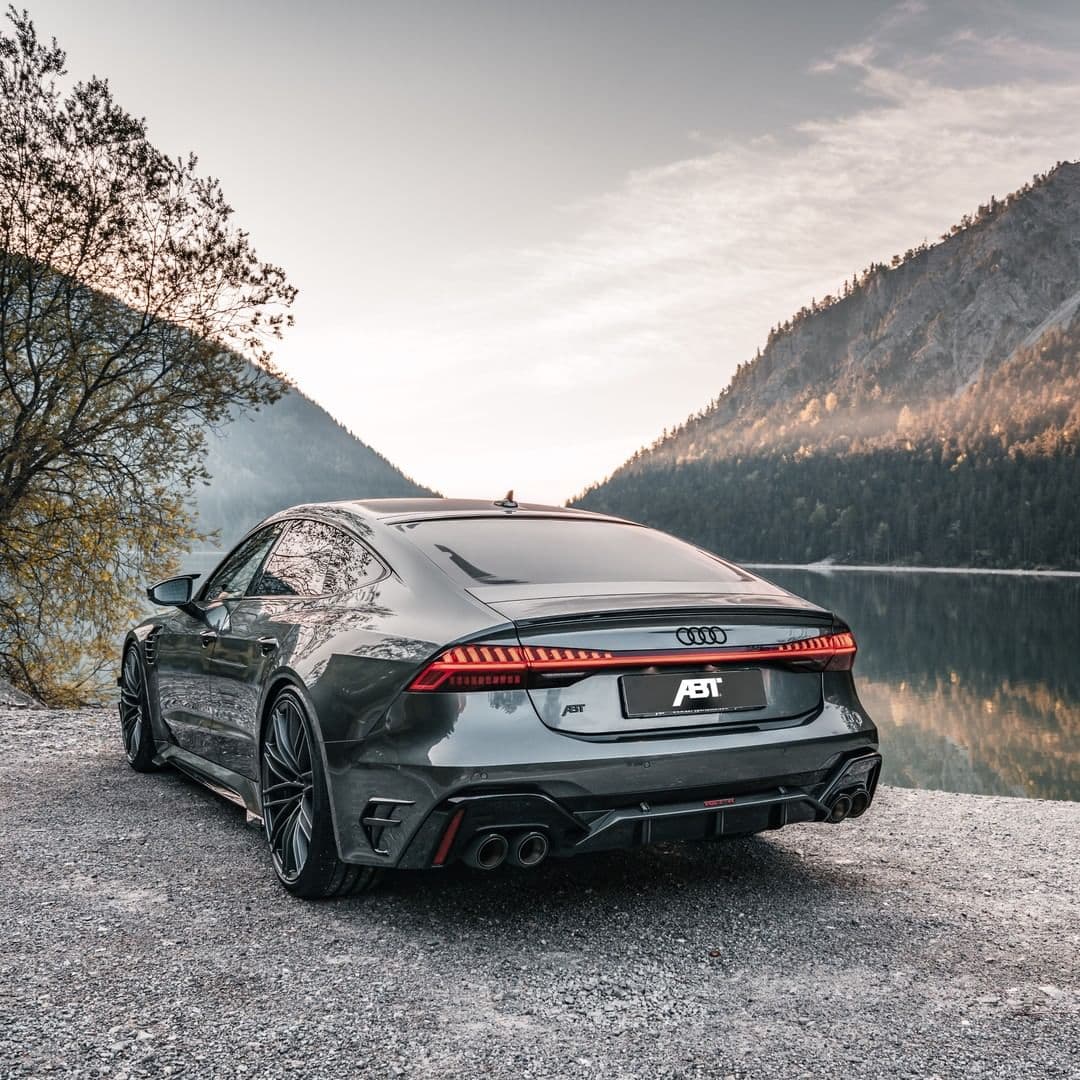 Body Kit Set For Audi RS7 R