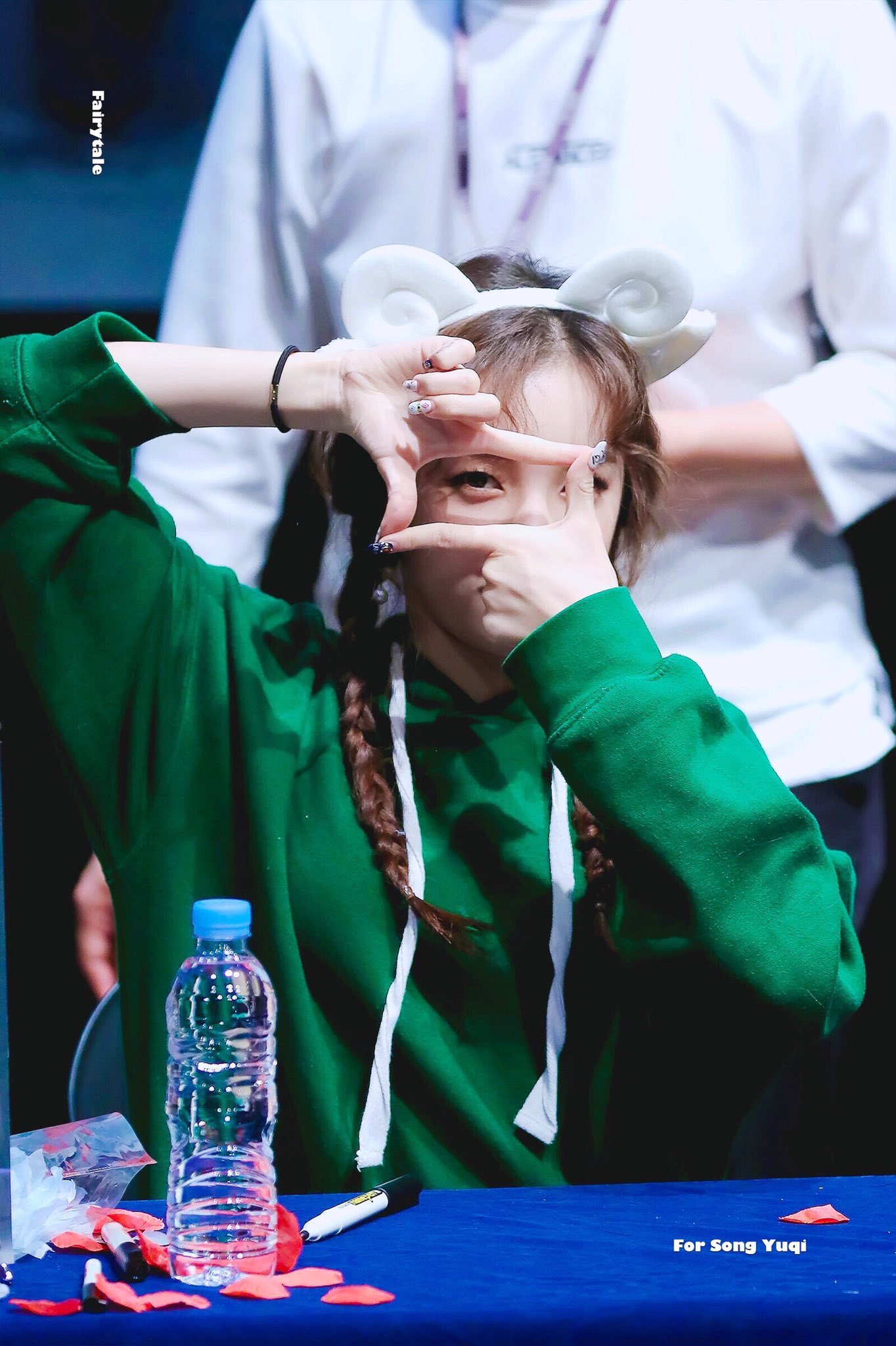 yuqi pics ♡