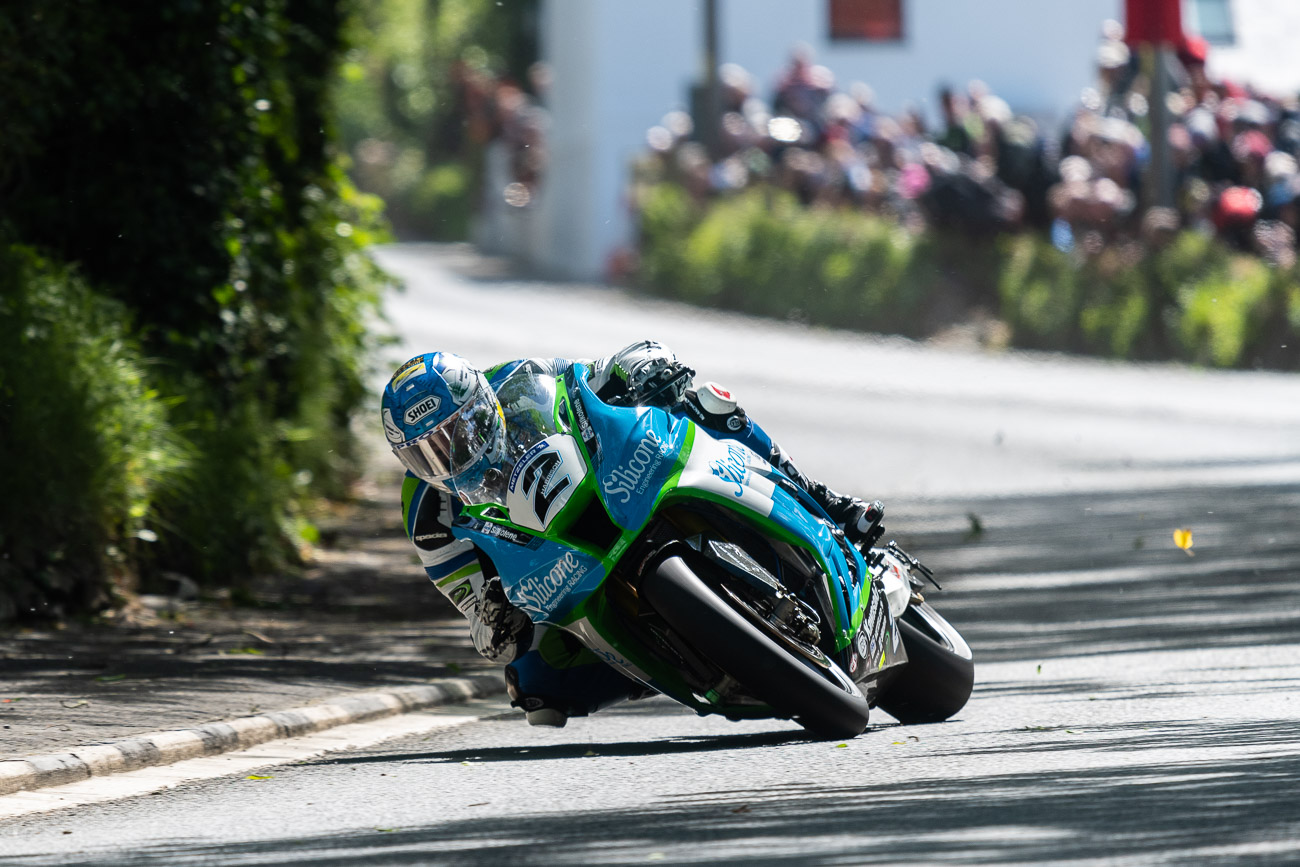 Isle of Man TT Race Photo from Gorse