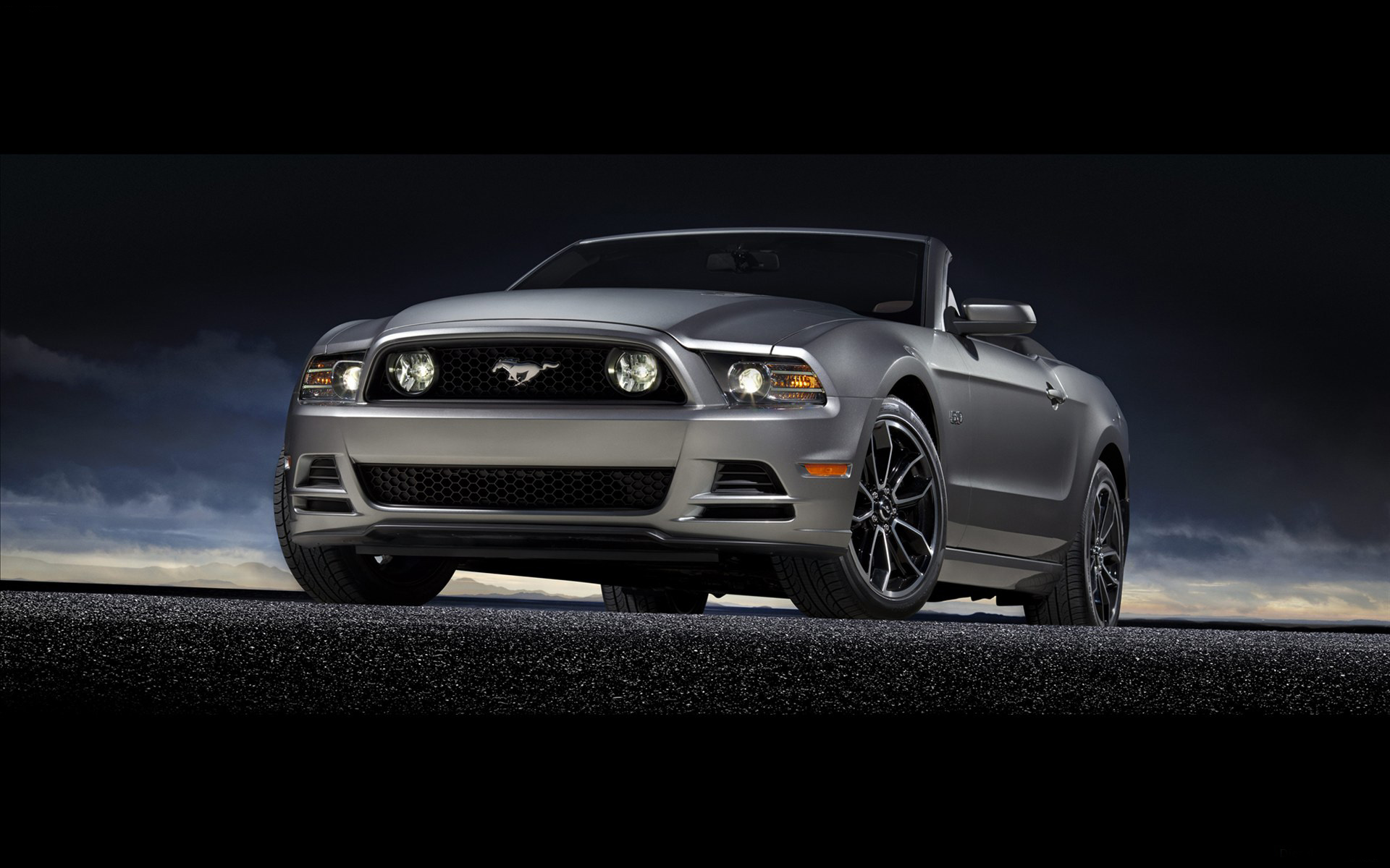 Ford Mustang GT 2013 Wallpaper Car