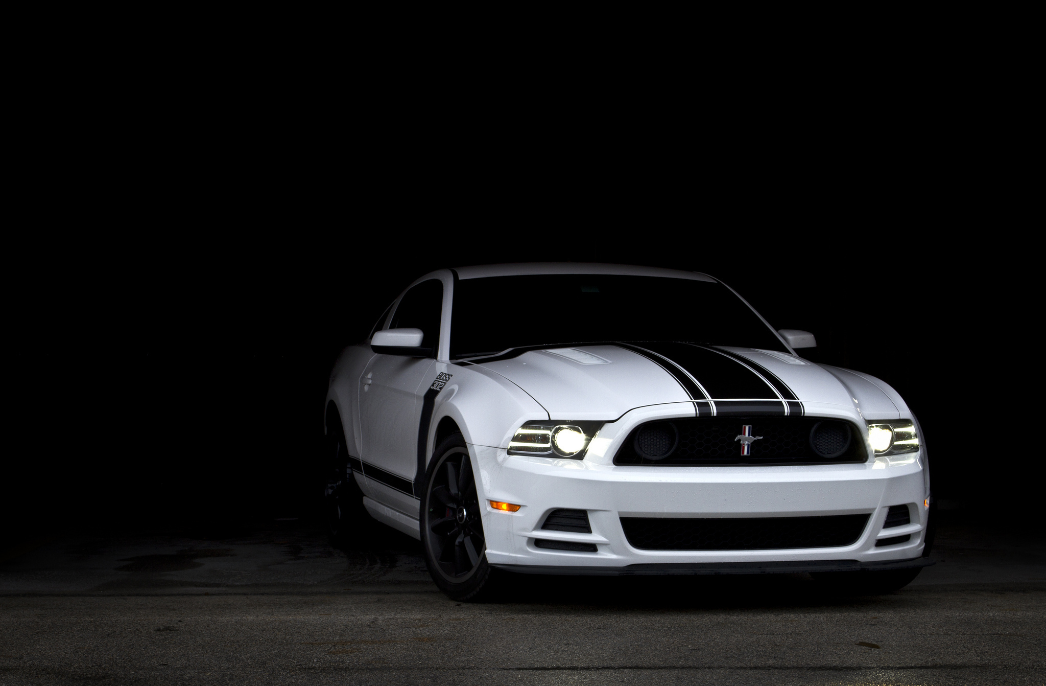 Download Vehicle Ford Mustang HD Wallpaper