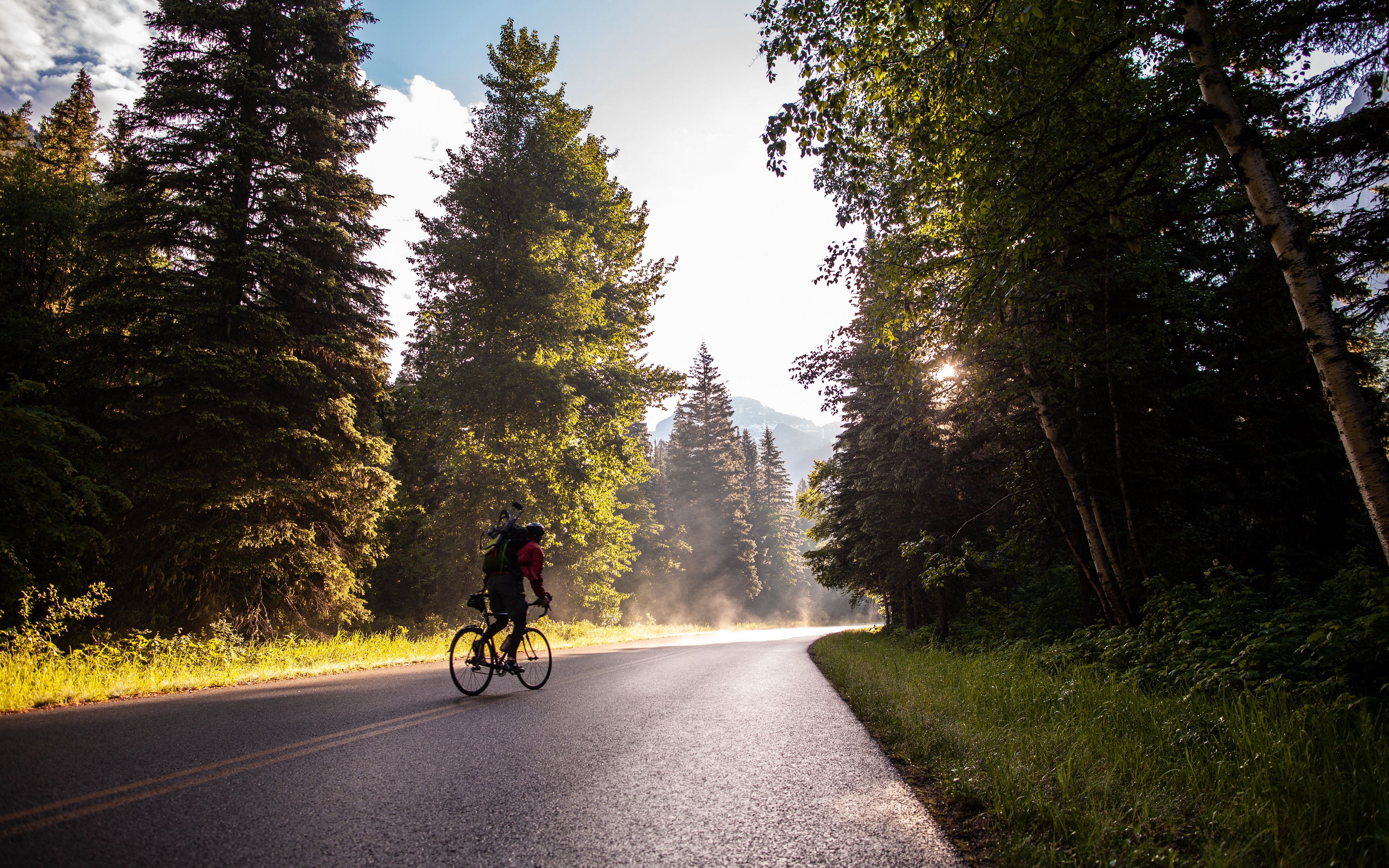 Download wallpaper 3840x2400 bicycle