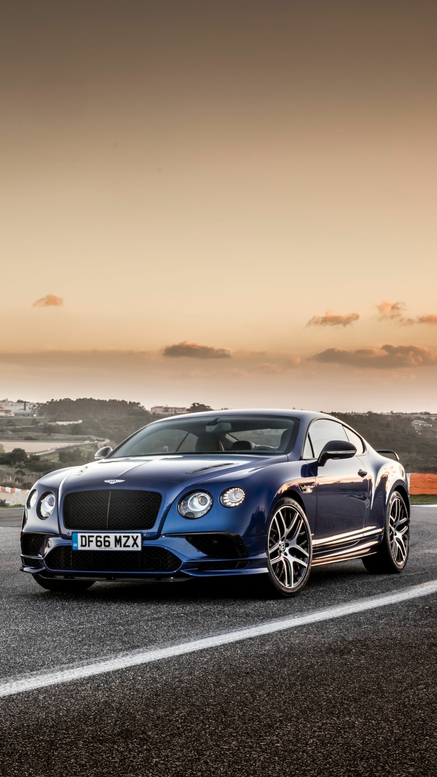Bentley Wallpaper
