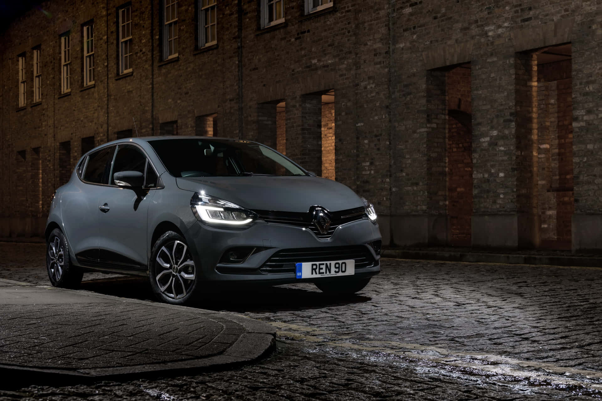 Renault Clio Wallpaper