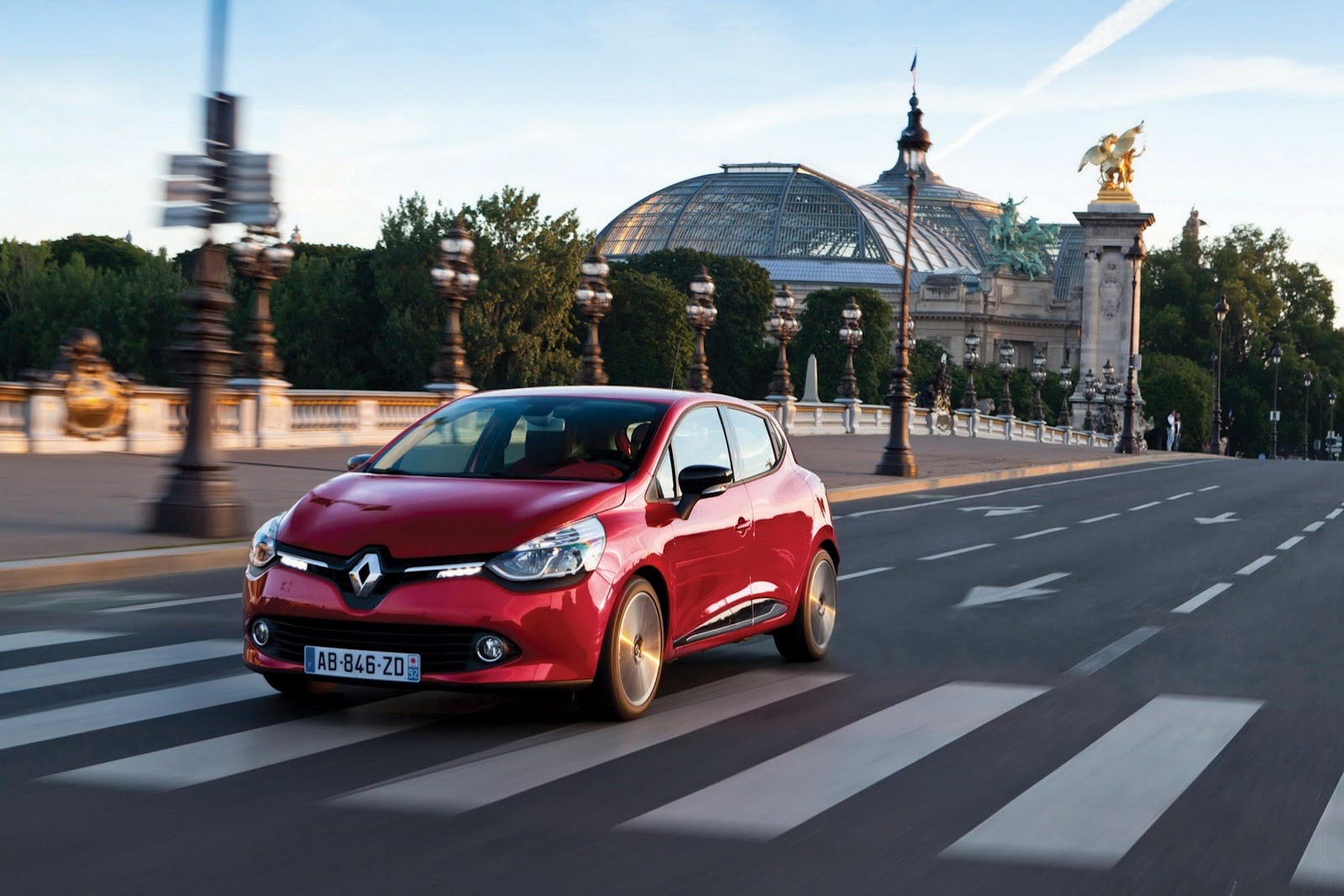 Renault Vehicle Renault Clio Wallpaper