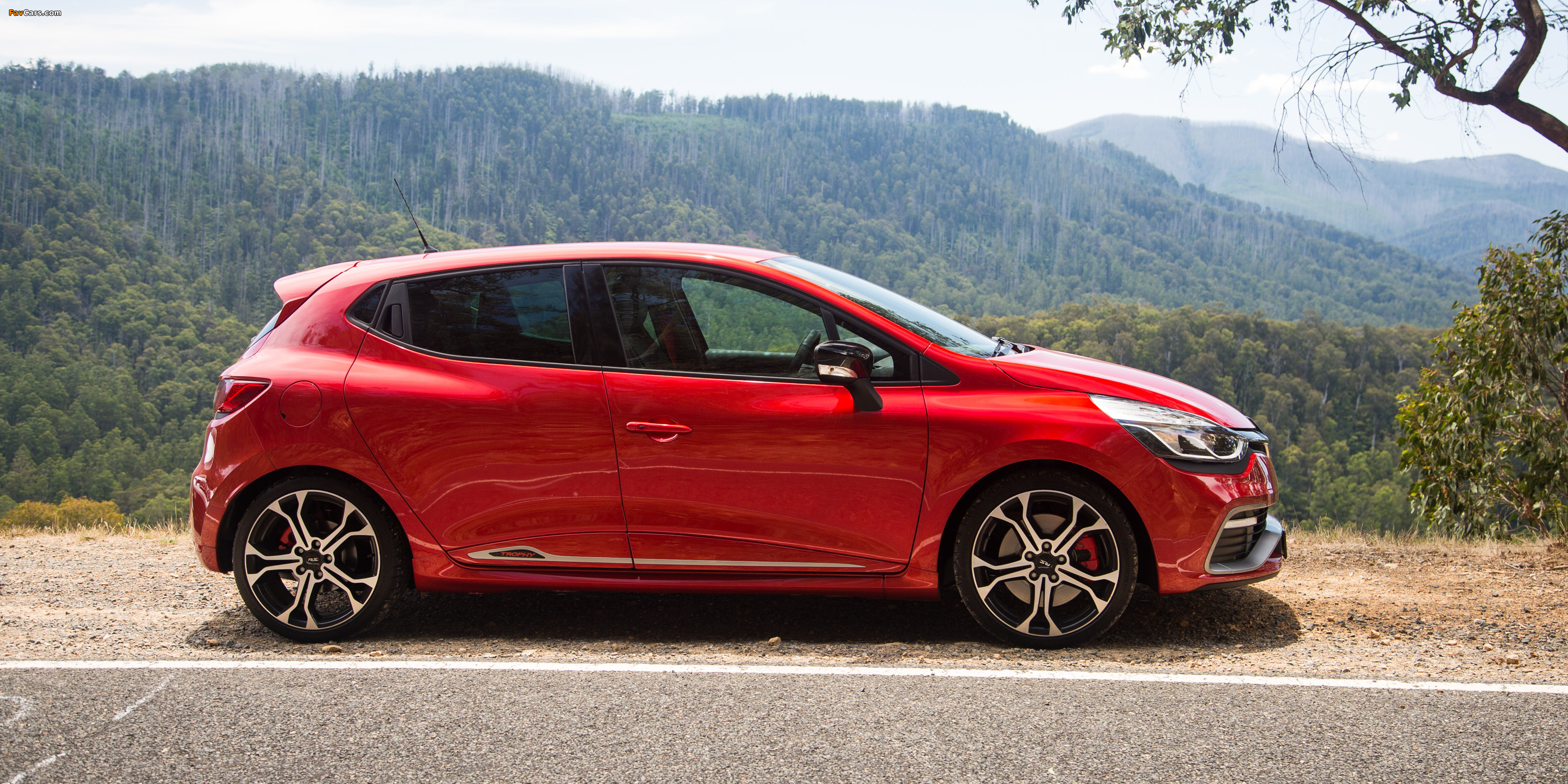 Renault Clio R.S. 220 Trophy AU Spec