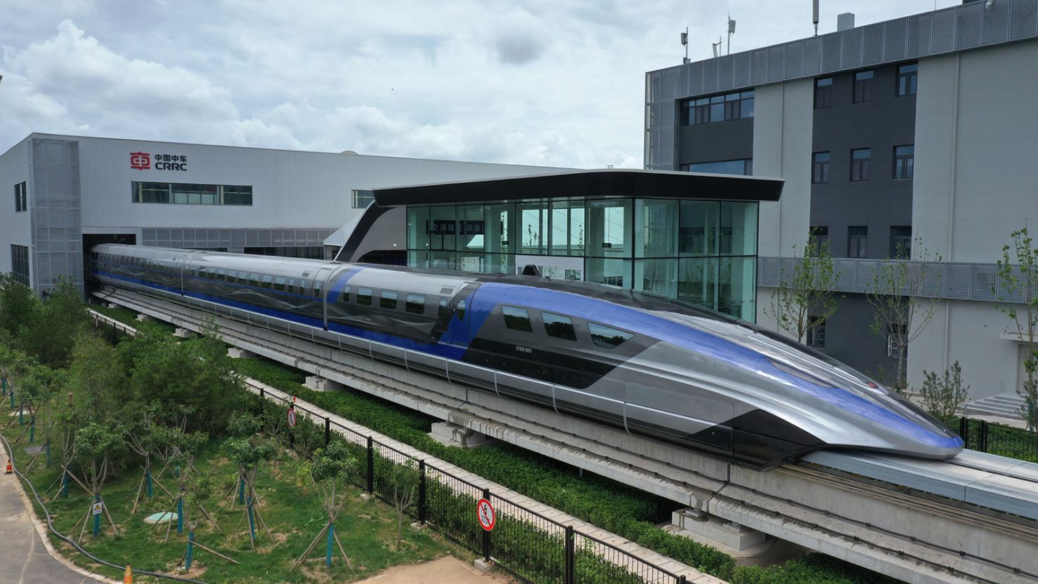 China debuts world's fastest train