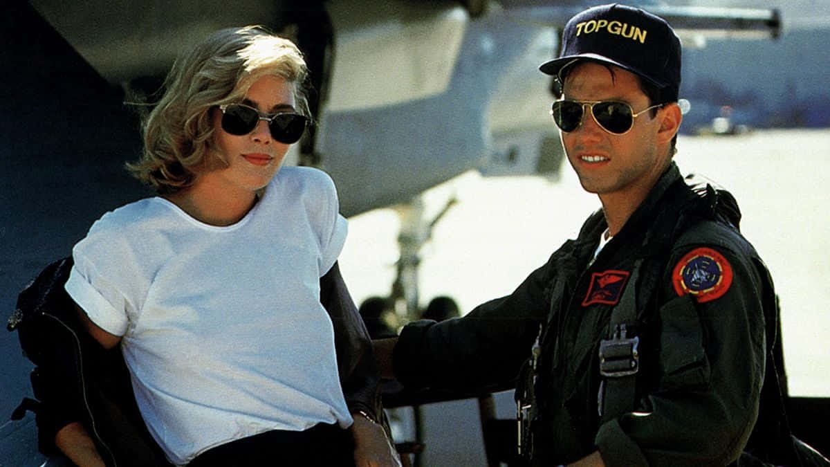 Tom Cruise And Kelly McGillis Wallpaper