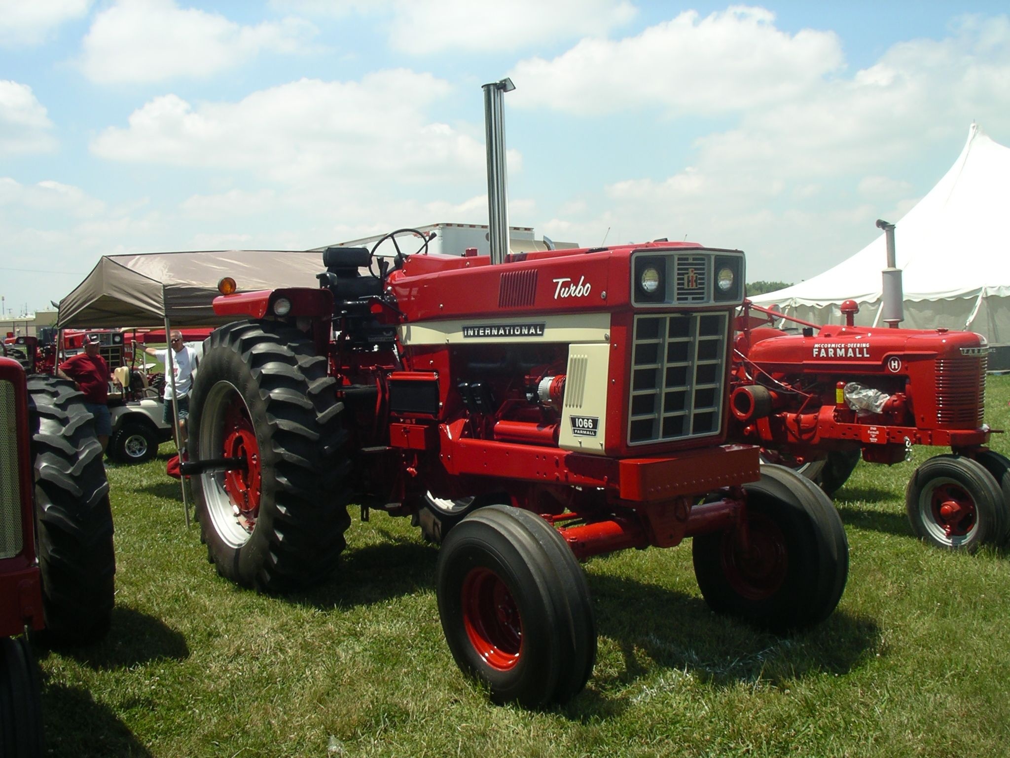 International Harvester Wallpaper 35