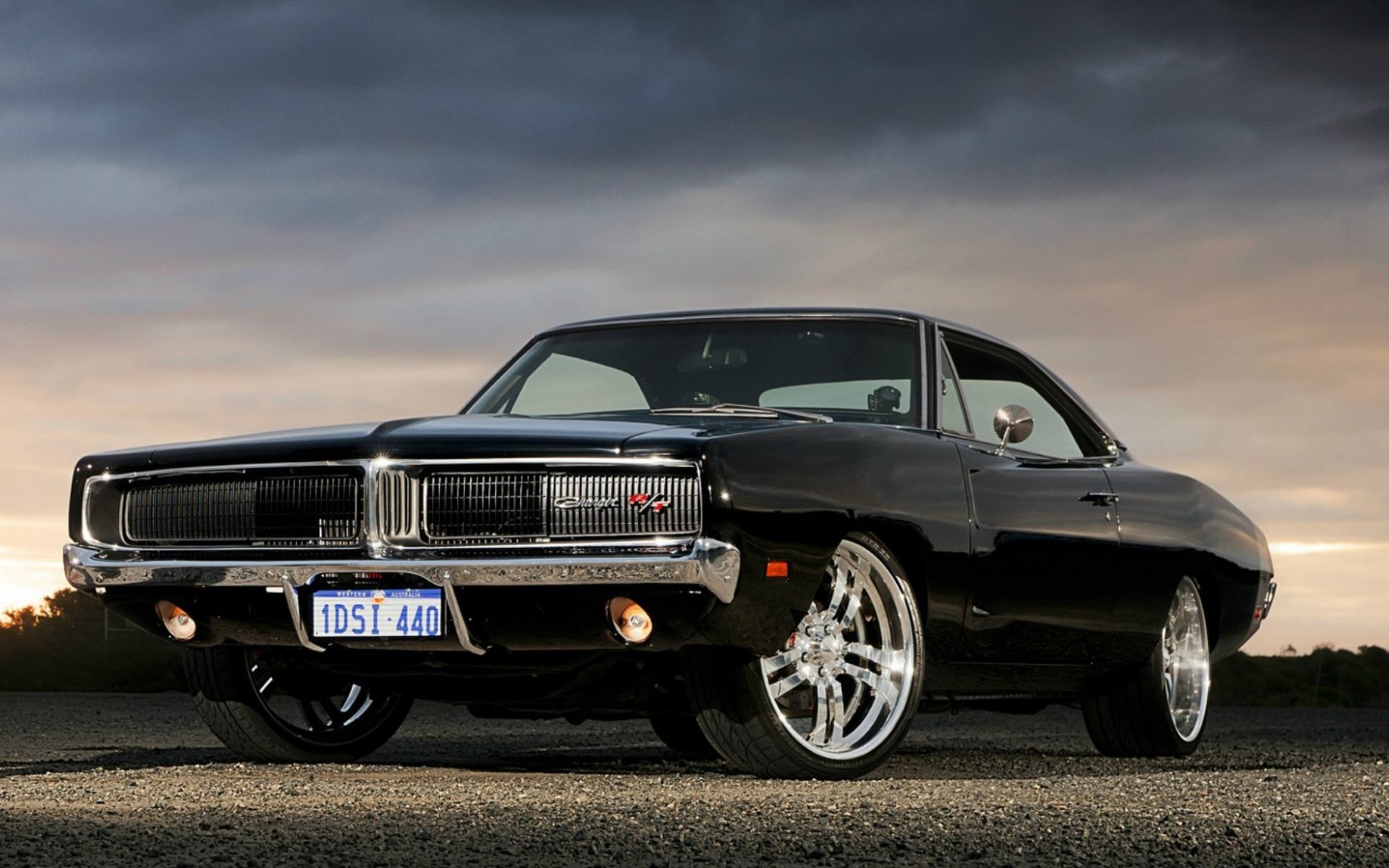 Dodge Charger R T HD Wallpaper: A Classic American Muscle Icon
